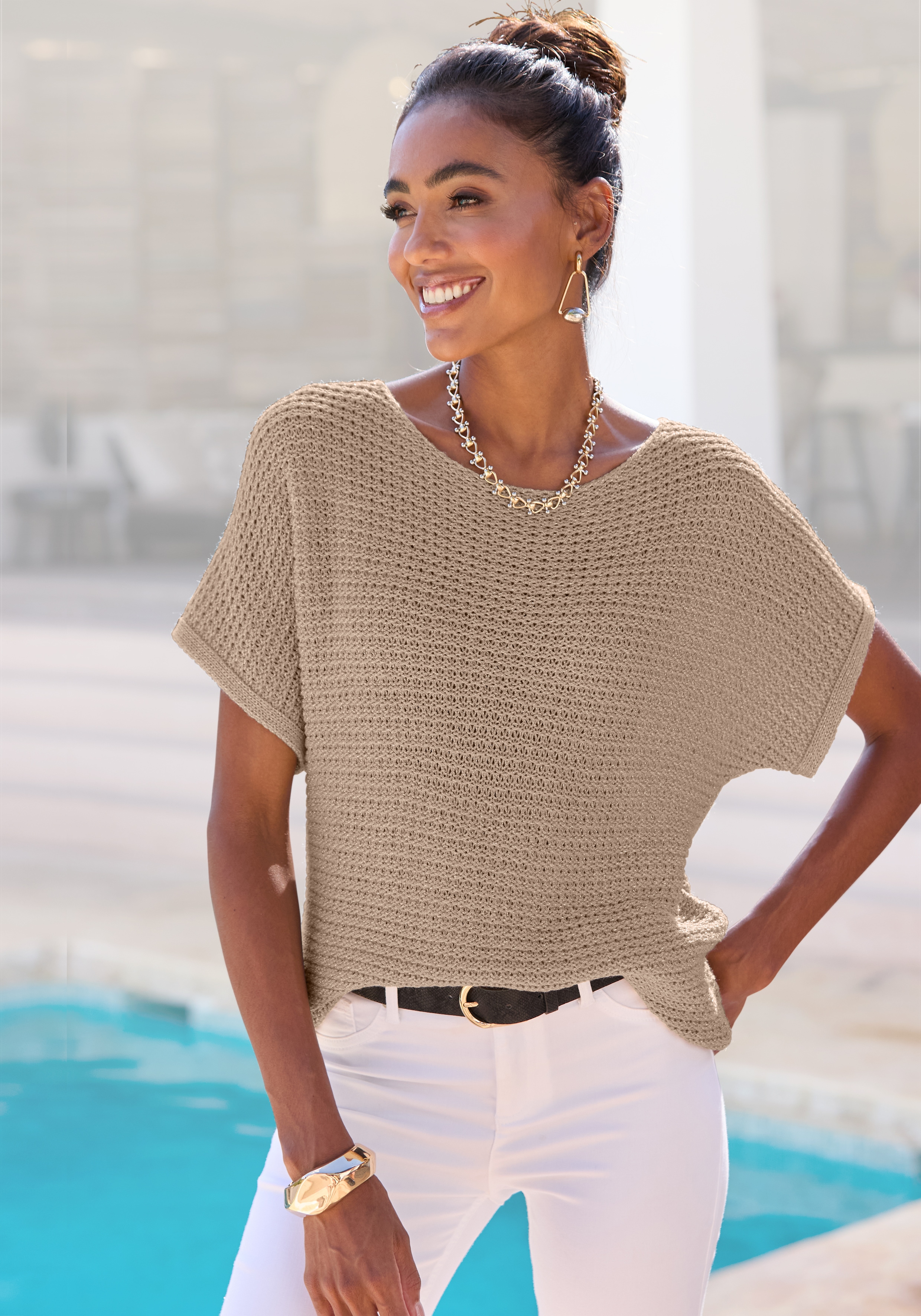 LASCANA Kurzarmpullover in luftigem Ajourstrick, leichter Sommerpullover, Metallic-Effekt