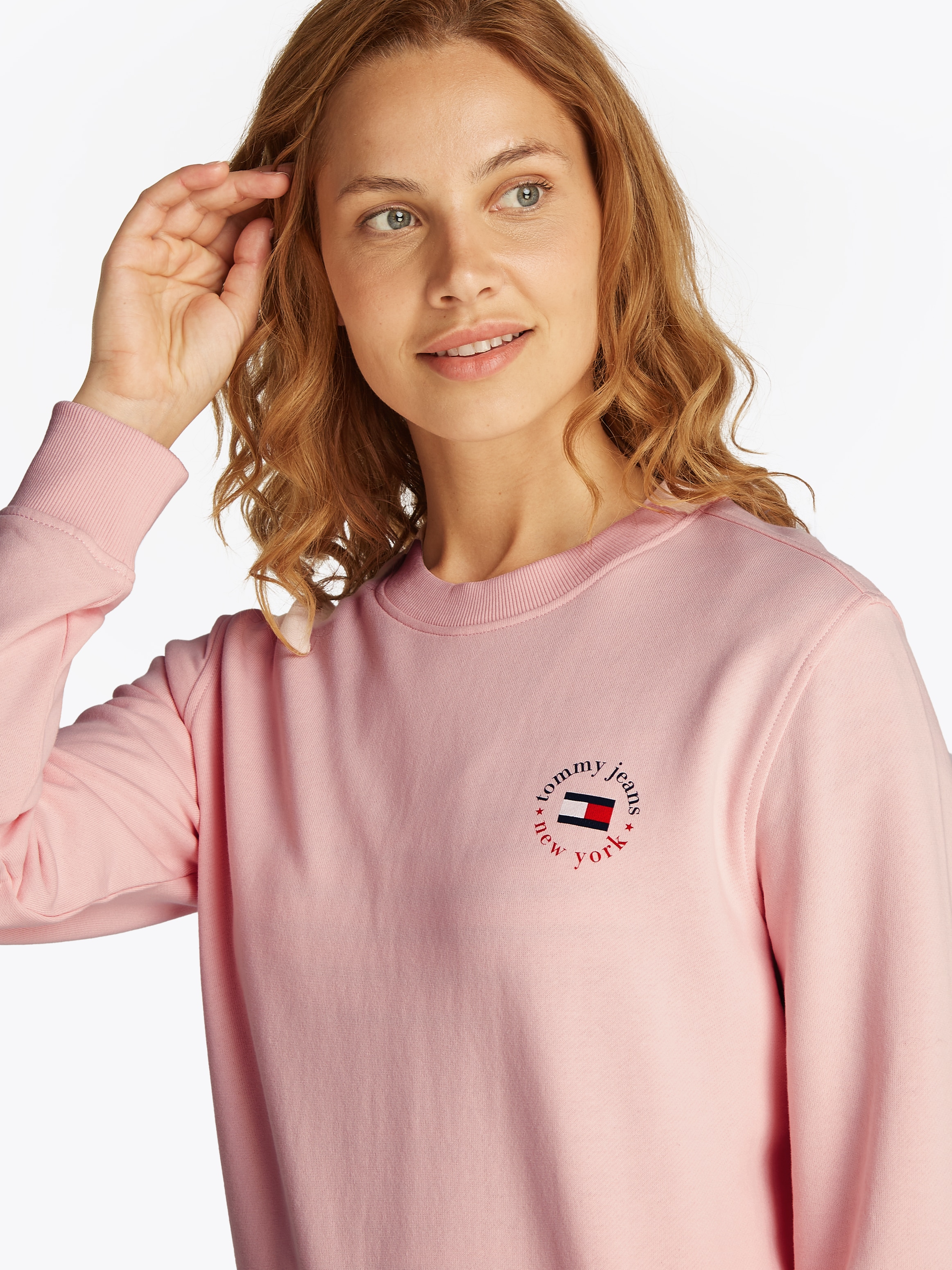 Tommy Jeans Sweatshirt »TJW REG ESSENTIAL LOGO 2 CREW«, mit Logo