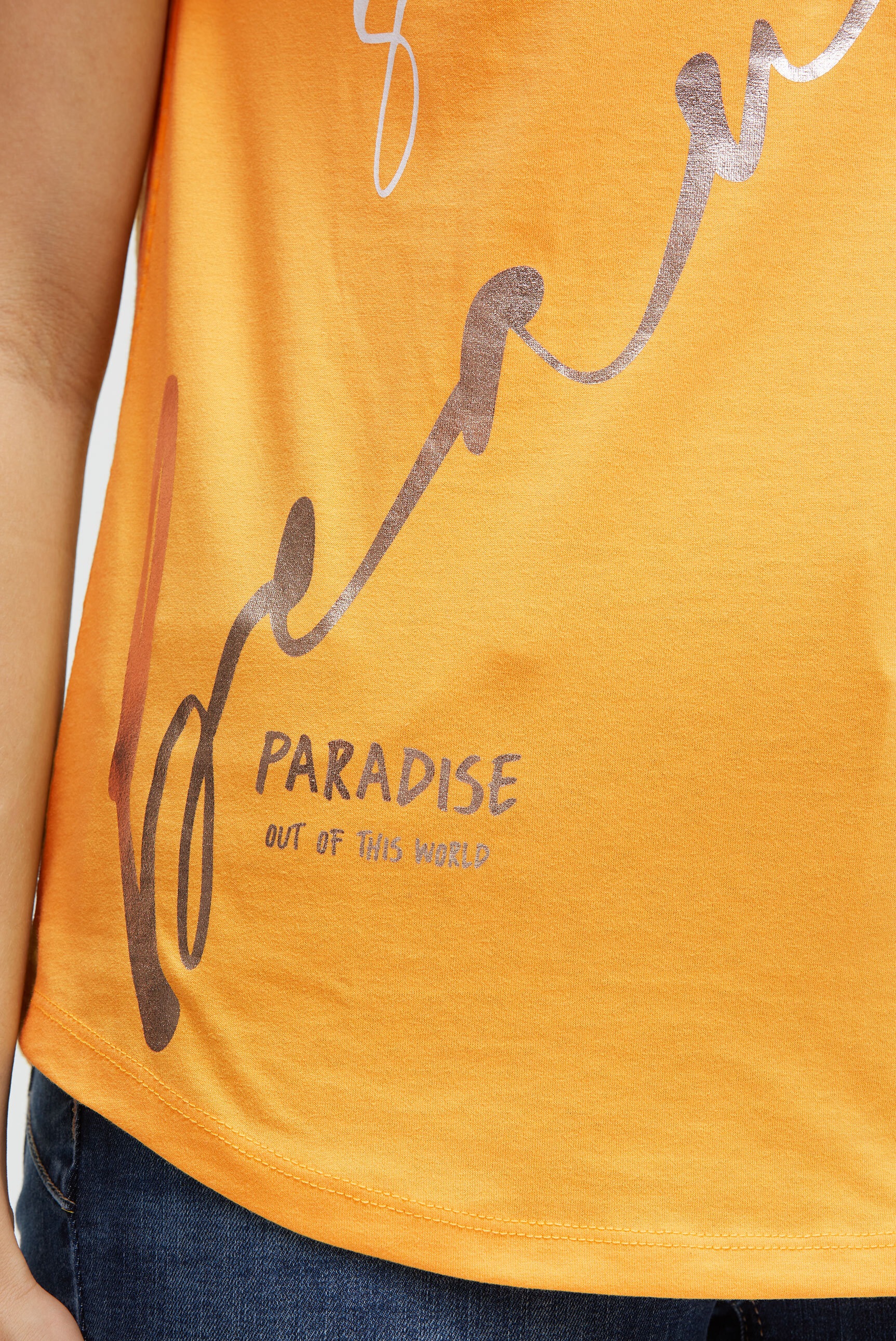 SOCCX Rundhalsshirt mit Ausbrenner-Effekten