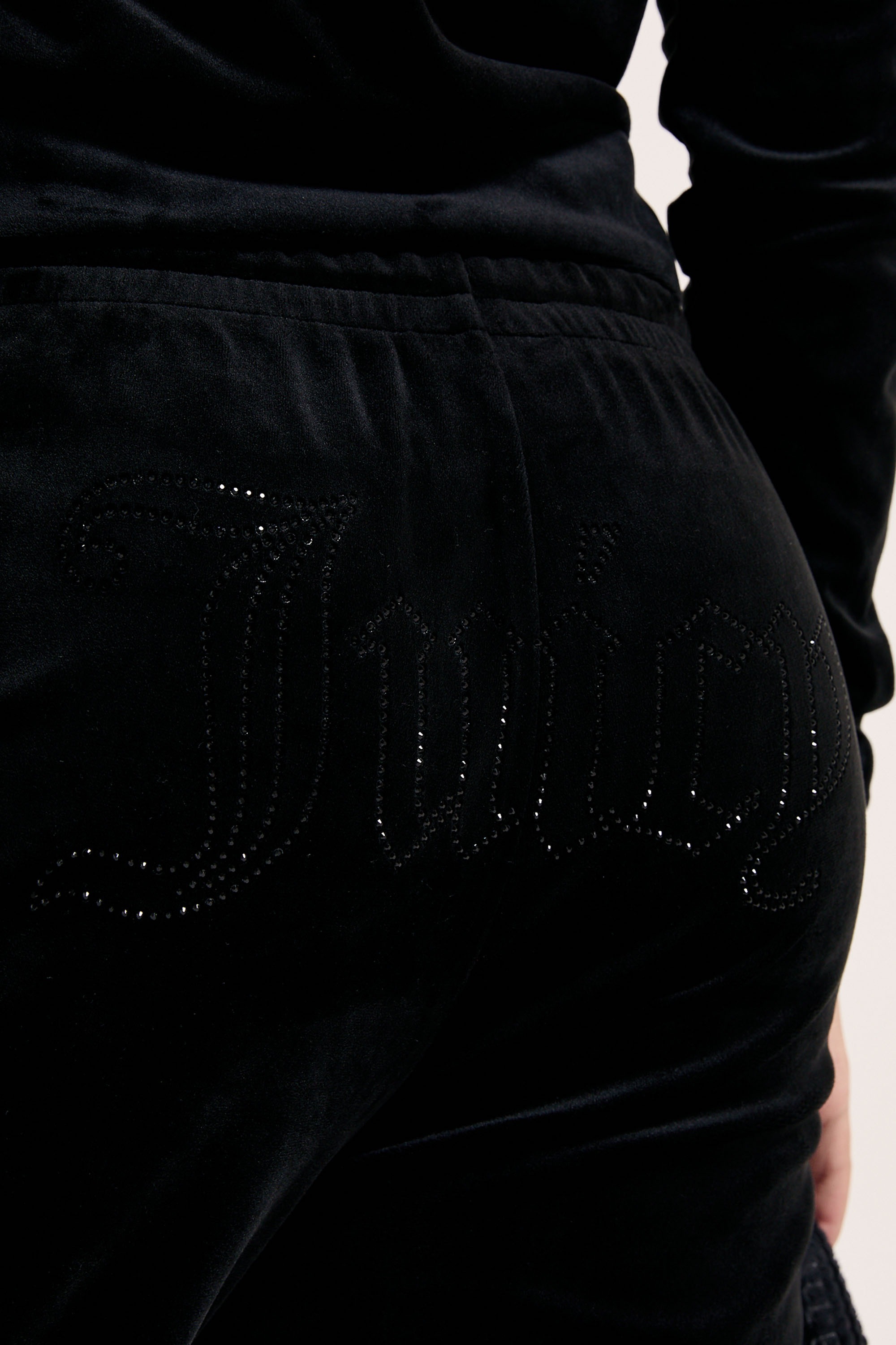 Juicy Couture Sweathose »TINA OUTLINE TRACKPANT WITH DIAMANTE BR Damen«  Trainingshose Damen, Sweathose, Velour, Jogginghose mit Glitzer, Sale