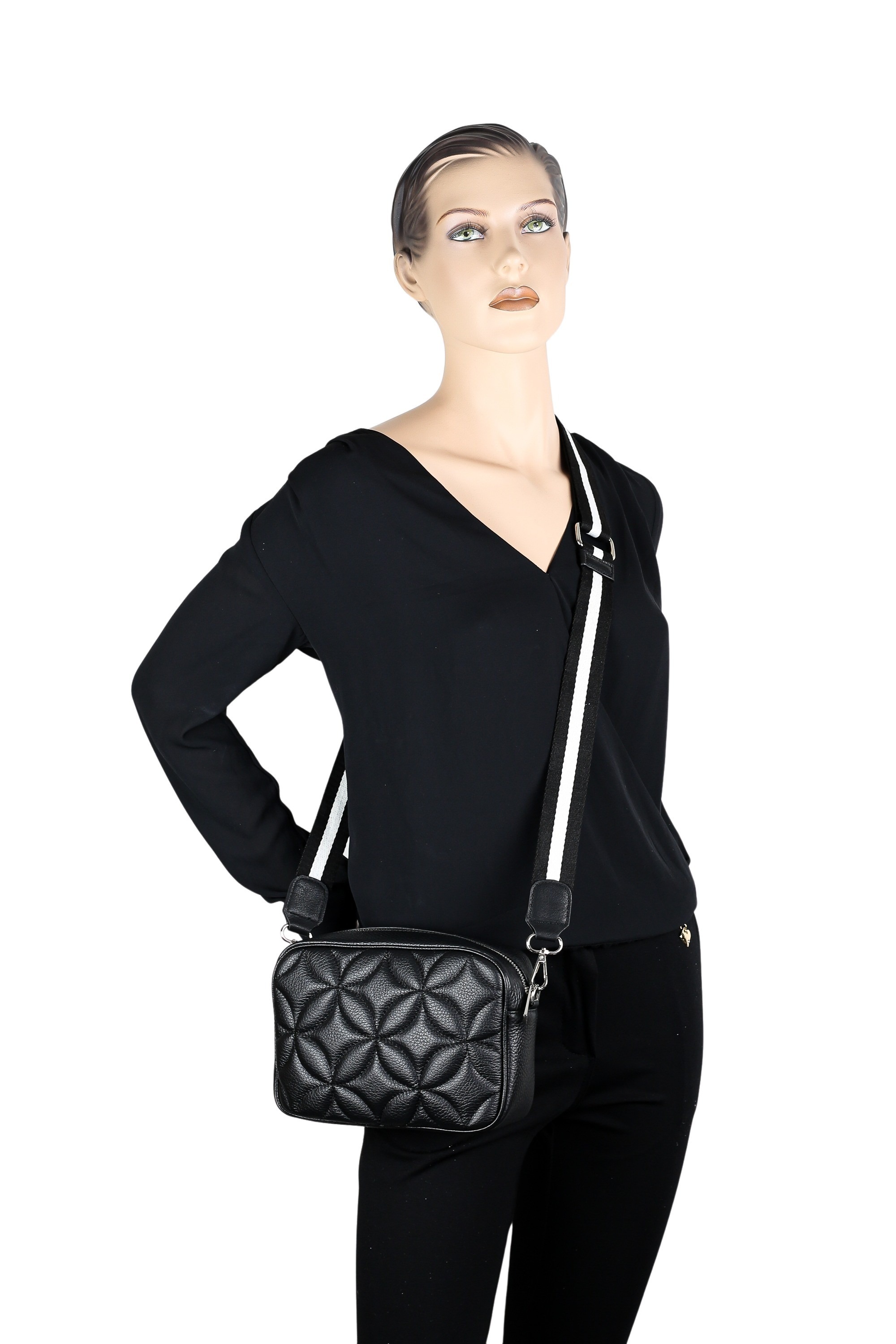 COLLEZIONE ALESSANDRO Umhängetasche »Midnight Blossom« aus italienischem Leder