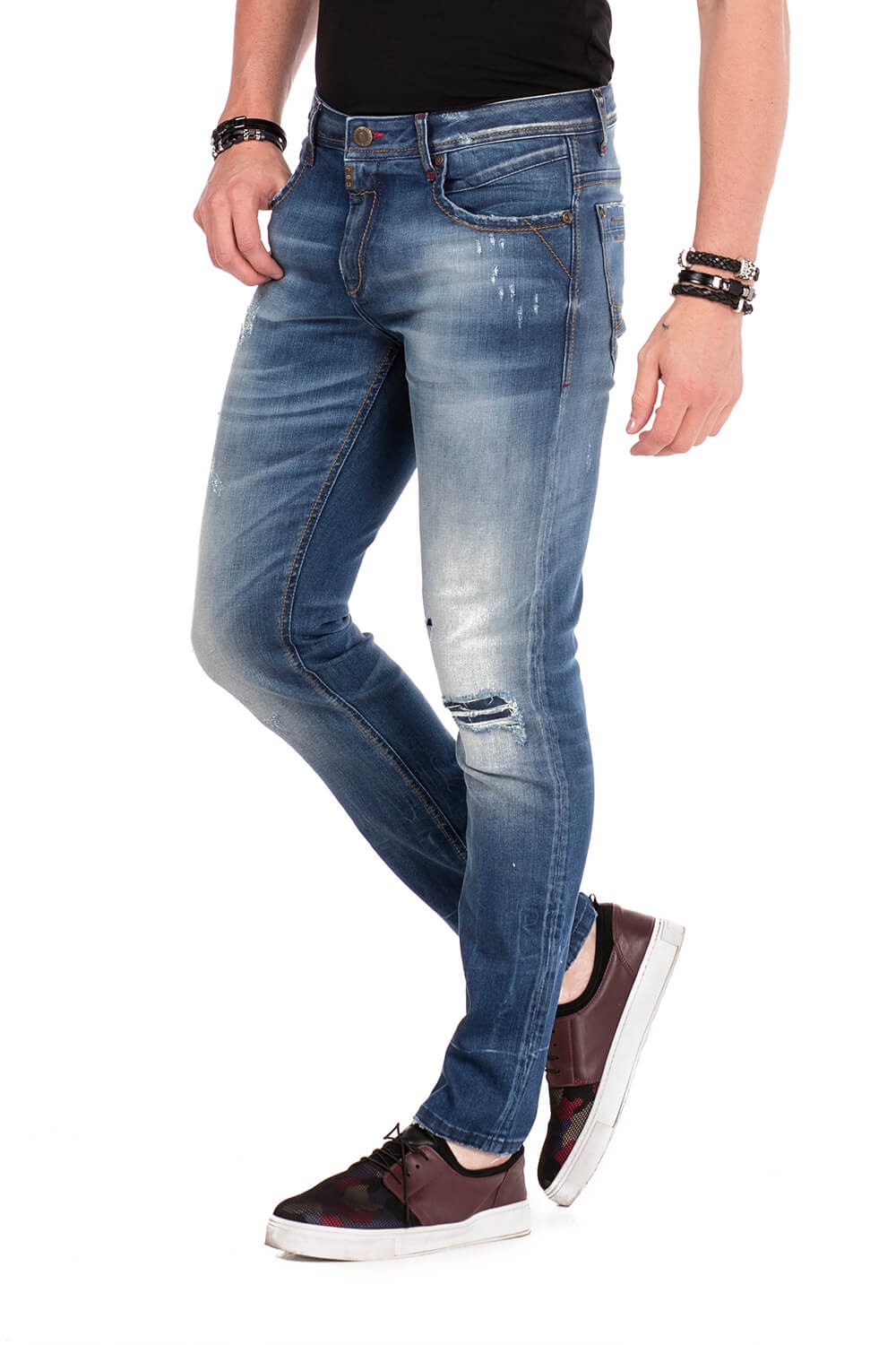 Cipo & Baxx Bequeme Jeans, im Destroyed-Look n Straight Fit