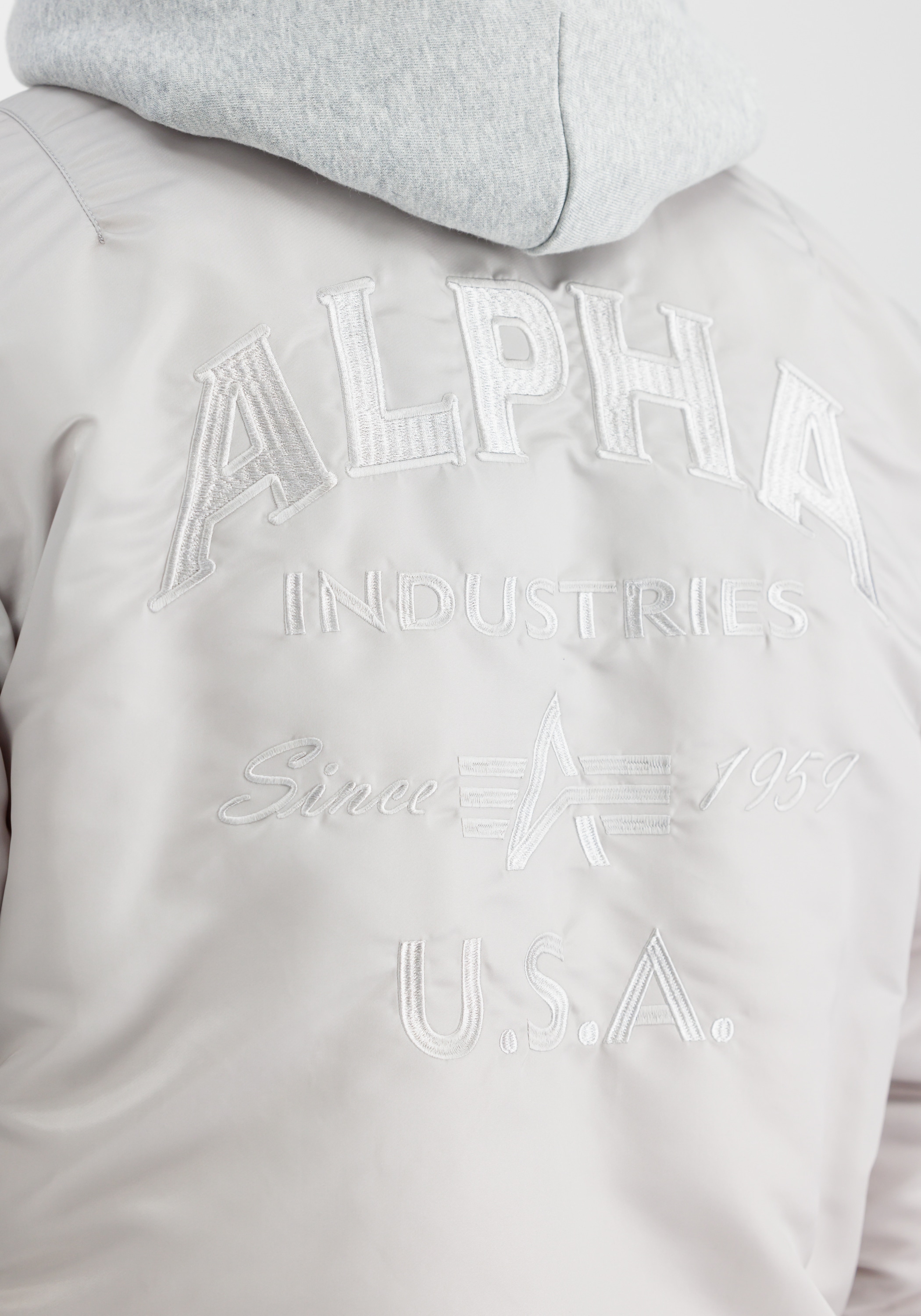 Alpha Industries Bomberjacke »Alpha Industries Men - Bomber Jackets MA-1 Zip Hood Back EMB«