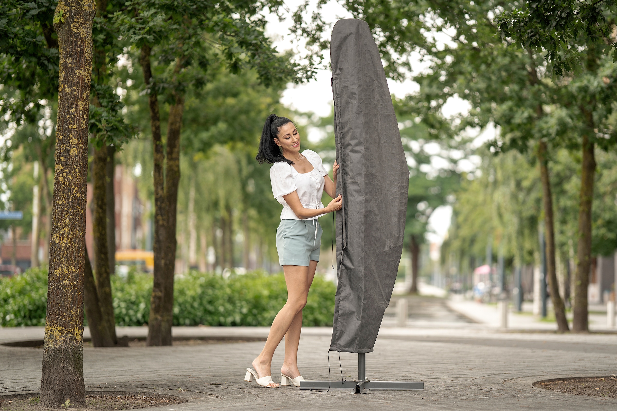 winza outdoor covers Sonnenschirm-Schutzhülle, für Schirme bis ø 400 cm, Maße 260x60/86 cm (für Bogenschirme)