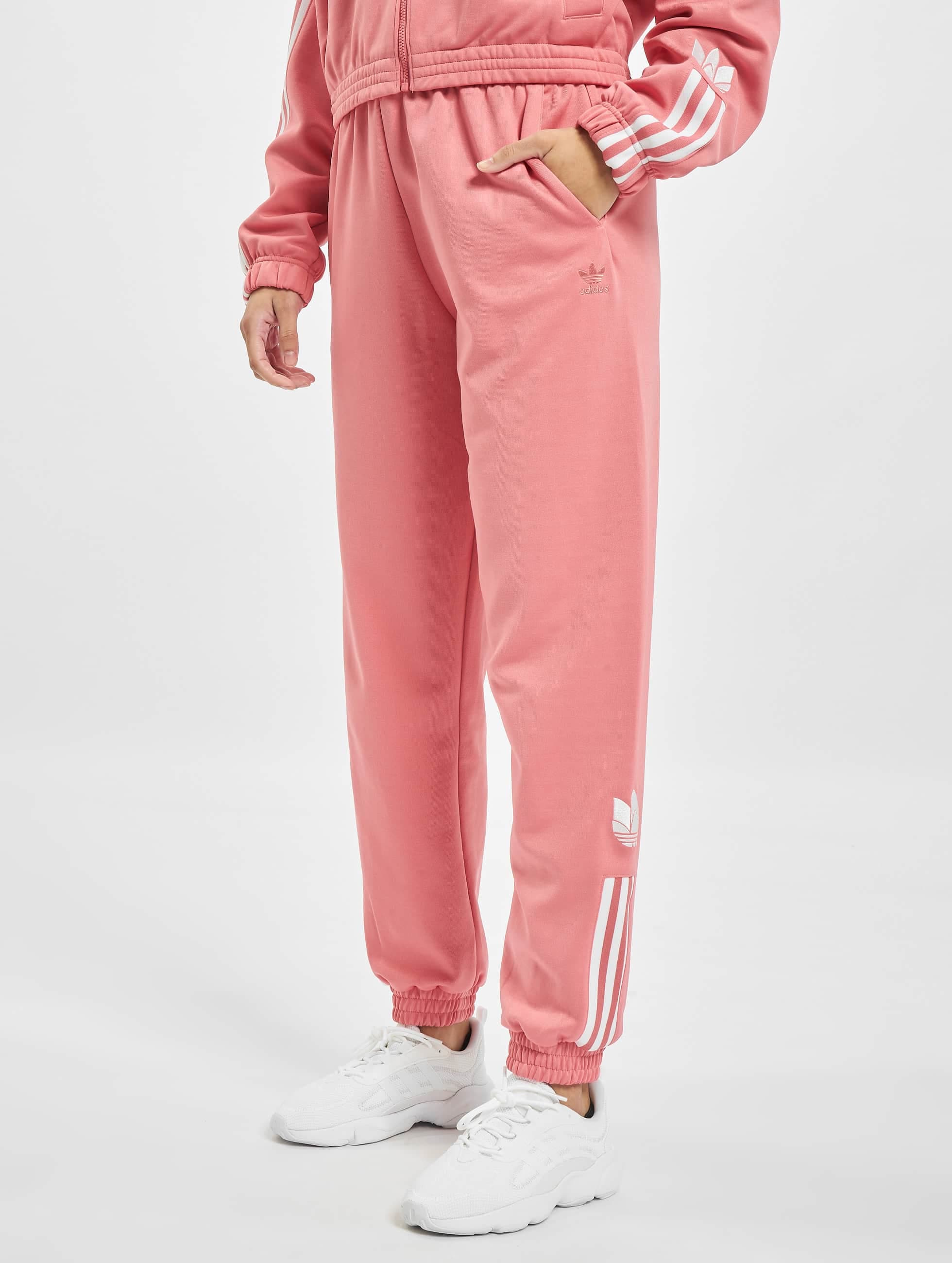 Stoffhose »Damen adidas 3D Trefoil Trainingshose«, (1 tlg.)