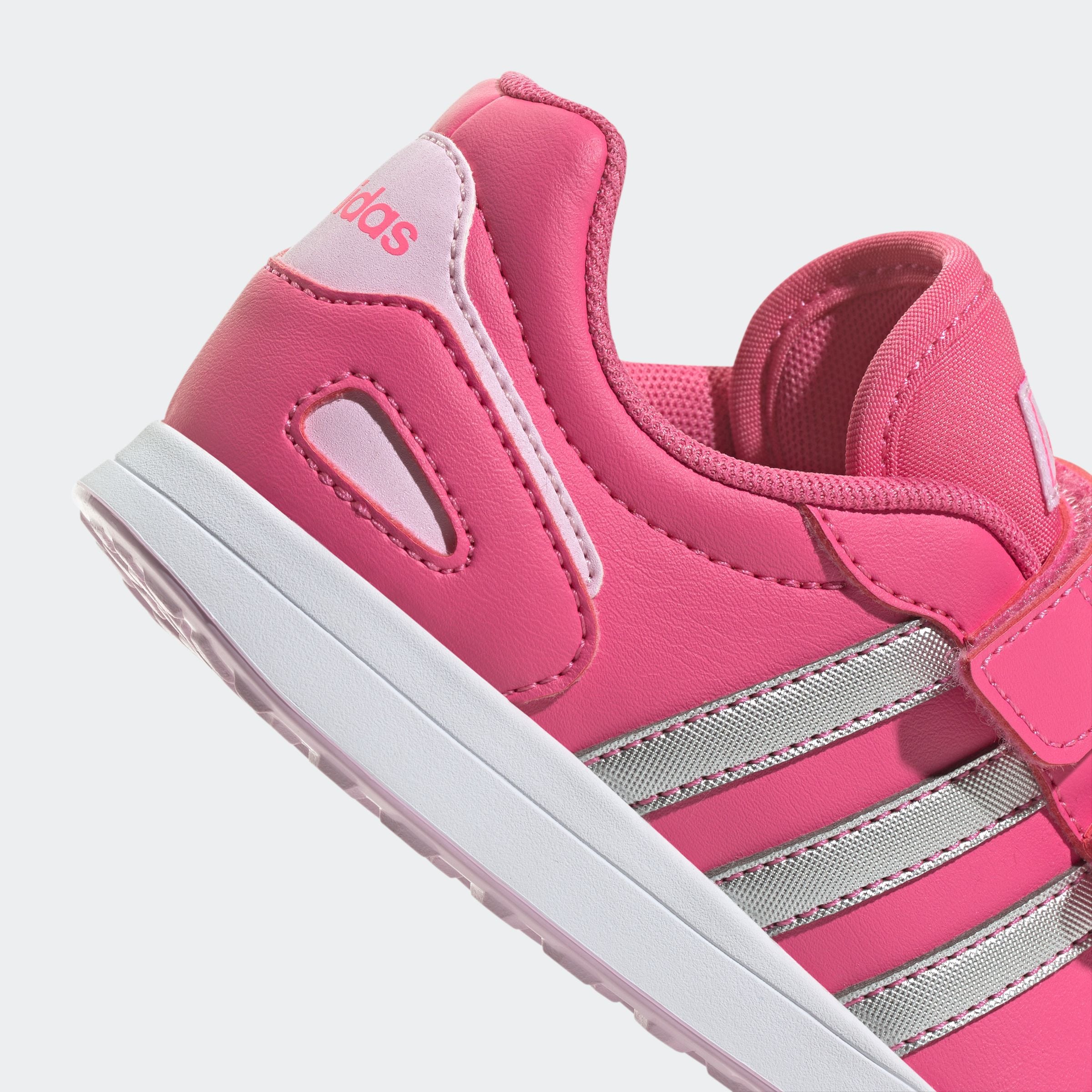 adidas Sportswear Sneaker »VS SWITCH 3 LIFESTYLE RUNNING HOOK AND LOOP STRAP«