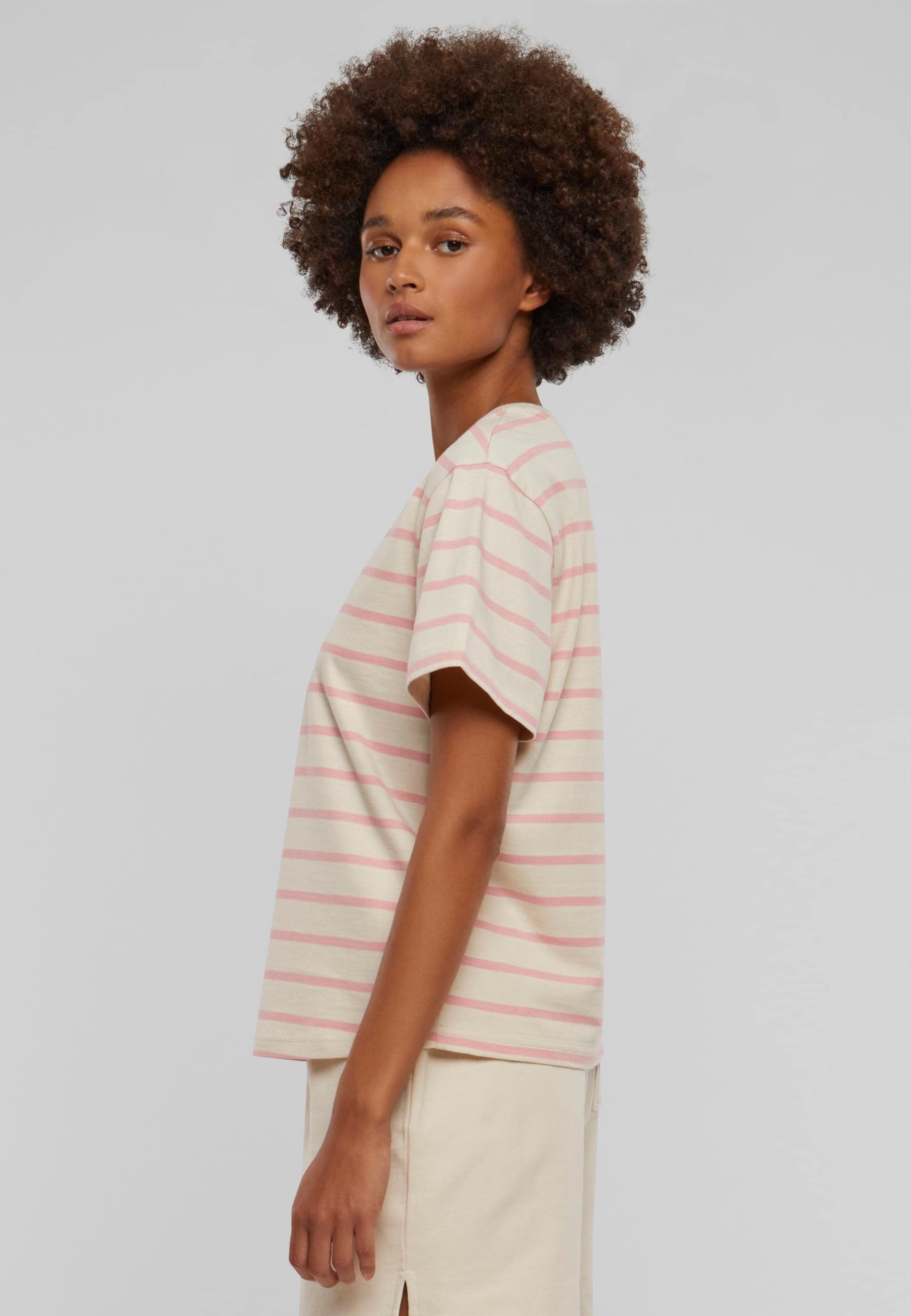 URBAN CLASSICS T-Shirt »Urban Classics Damen Ladies Striped Boxy Tee«, (1 tlg.)