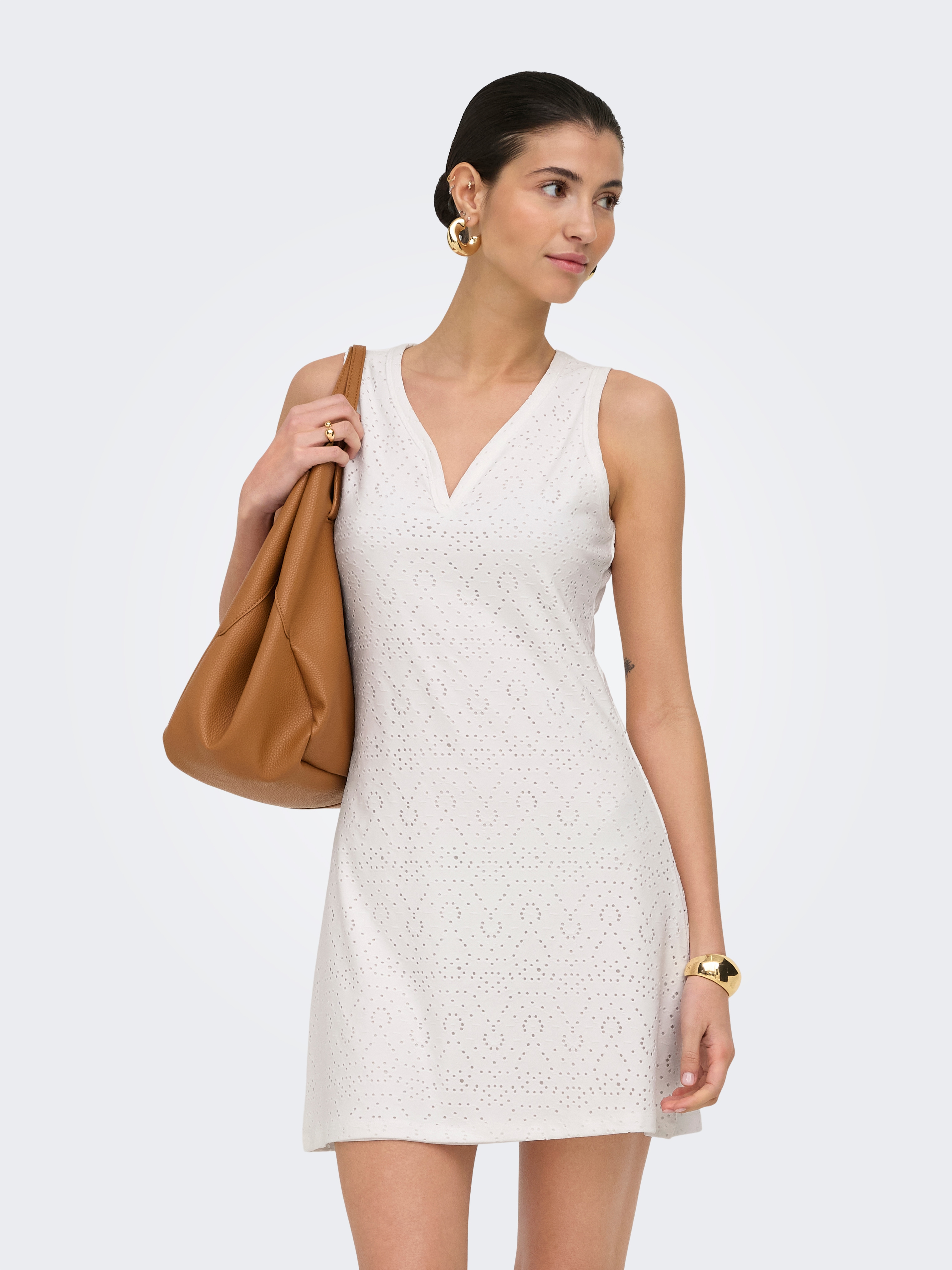 ONLY Spitzenkleid "ONLSMILLA S/L V-NECK DRESS JRS" Materialmix, regular fit, V-Ausschnitt