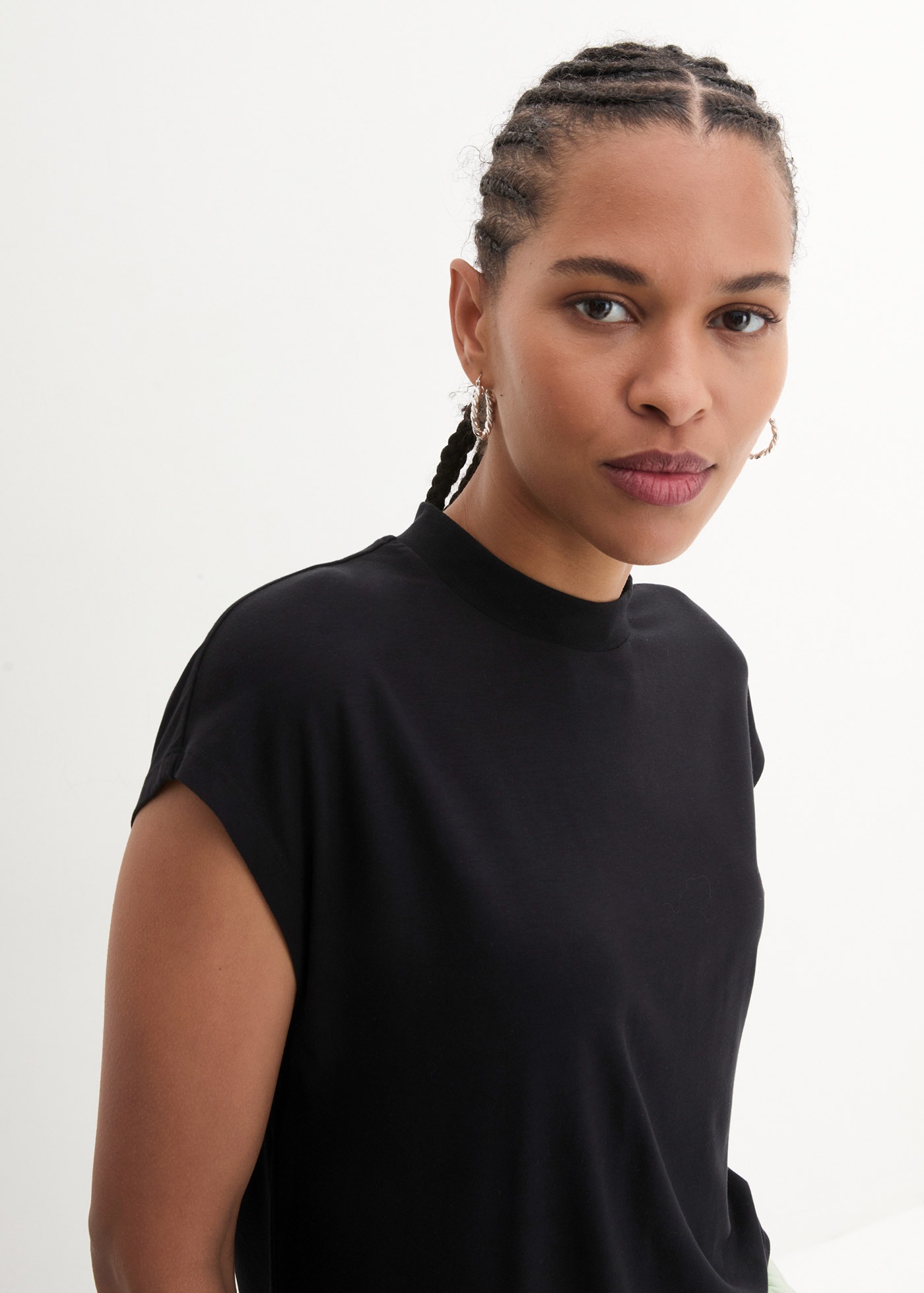 bonprix T-Shirt »T-Shirt aus softer Viskose« lässige Passform, Kurzarm, unifarben, aus Viskose