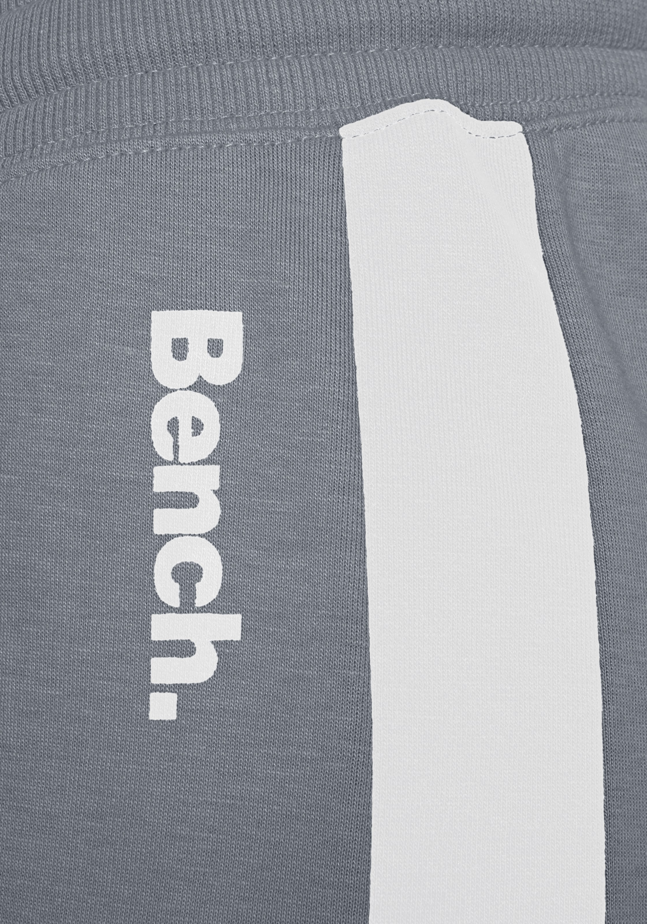 Bench. Loungewear Loungehose, mit Seitenstreifen und geradem Bein, Loungewear