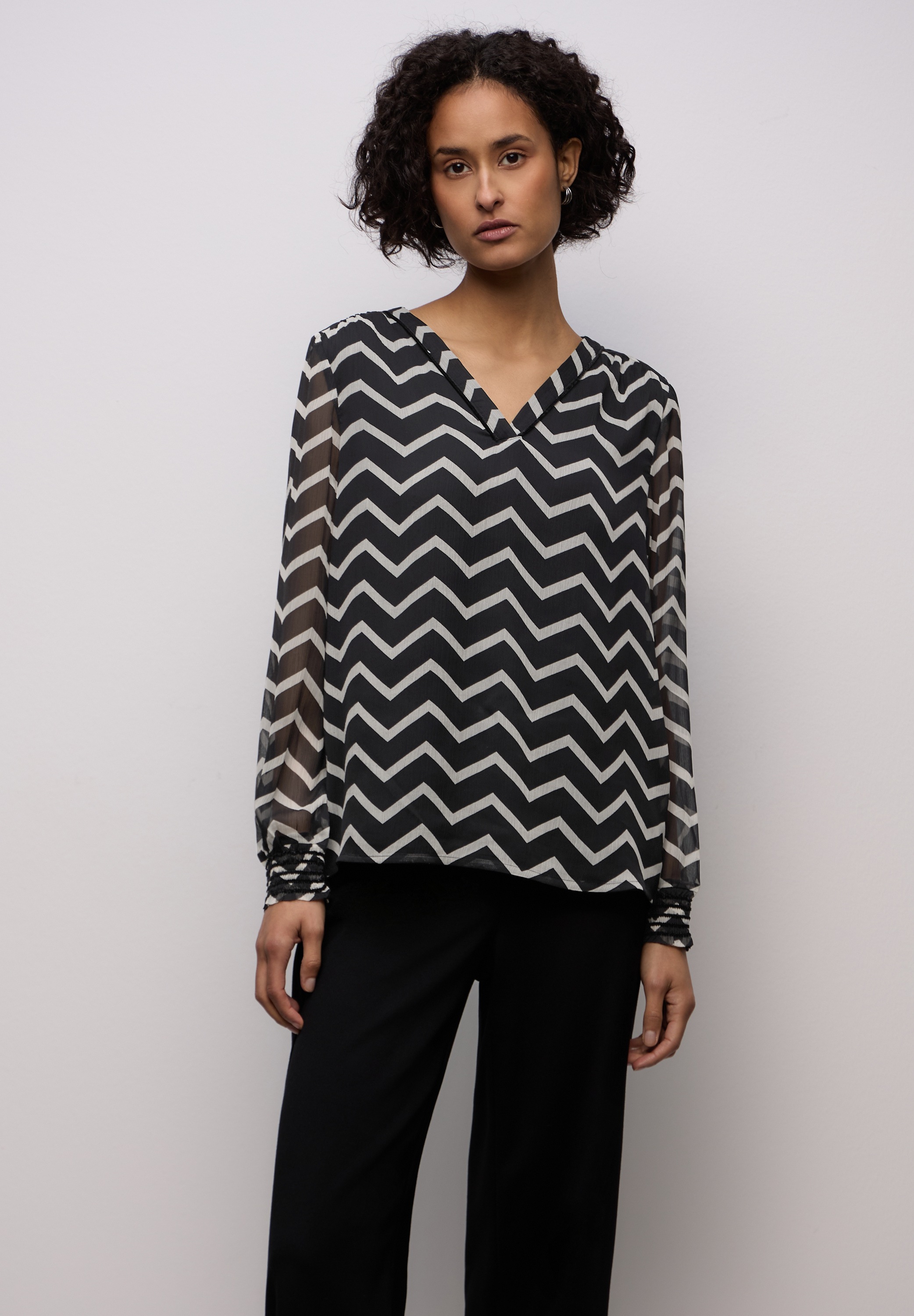 STREET ONE Langarmbluse mit Zick Zack Muster günstig online kaufen