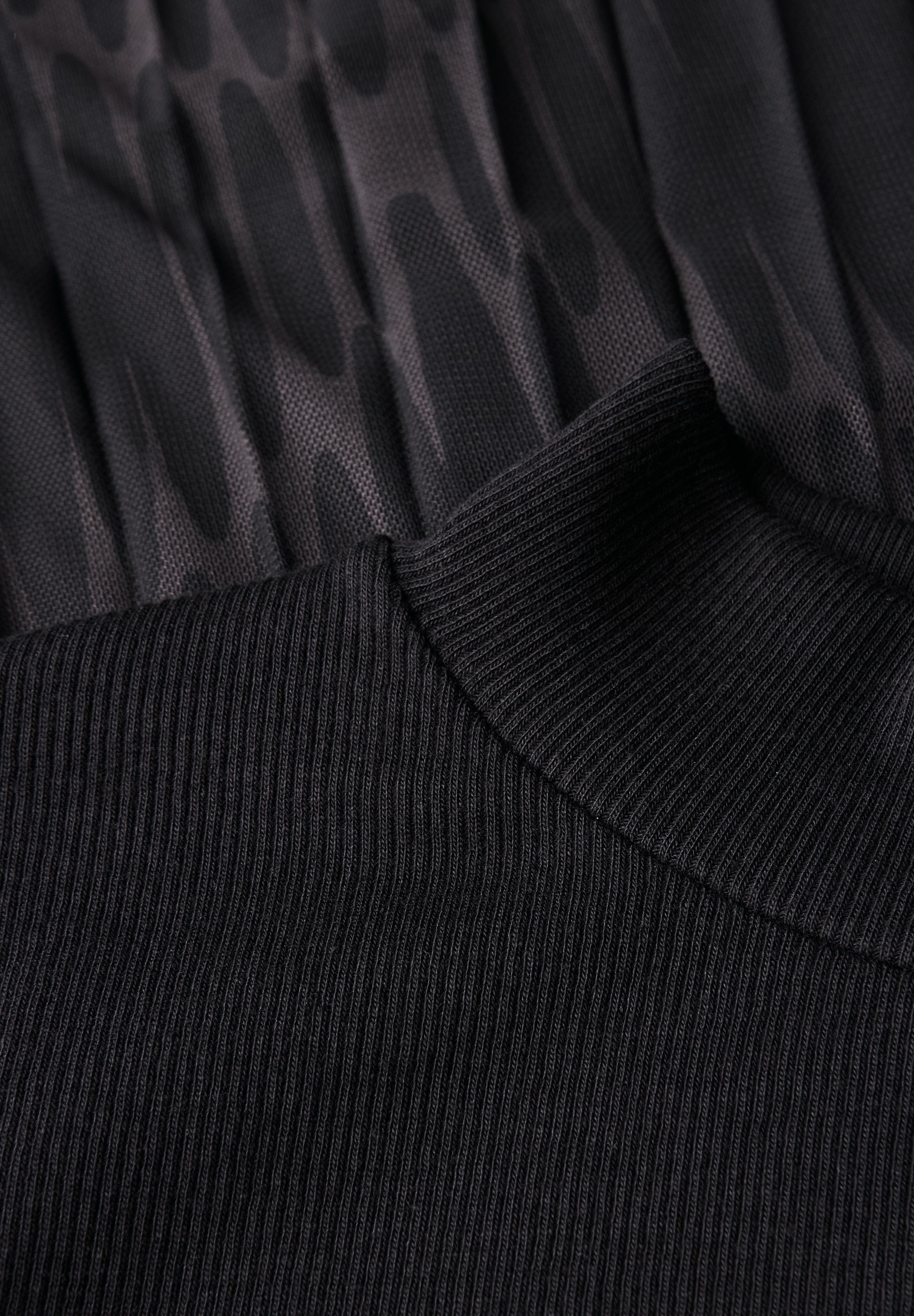 STREET ONE Midikleid, mit plissiertem Rockteil