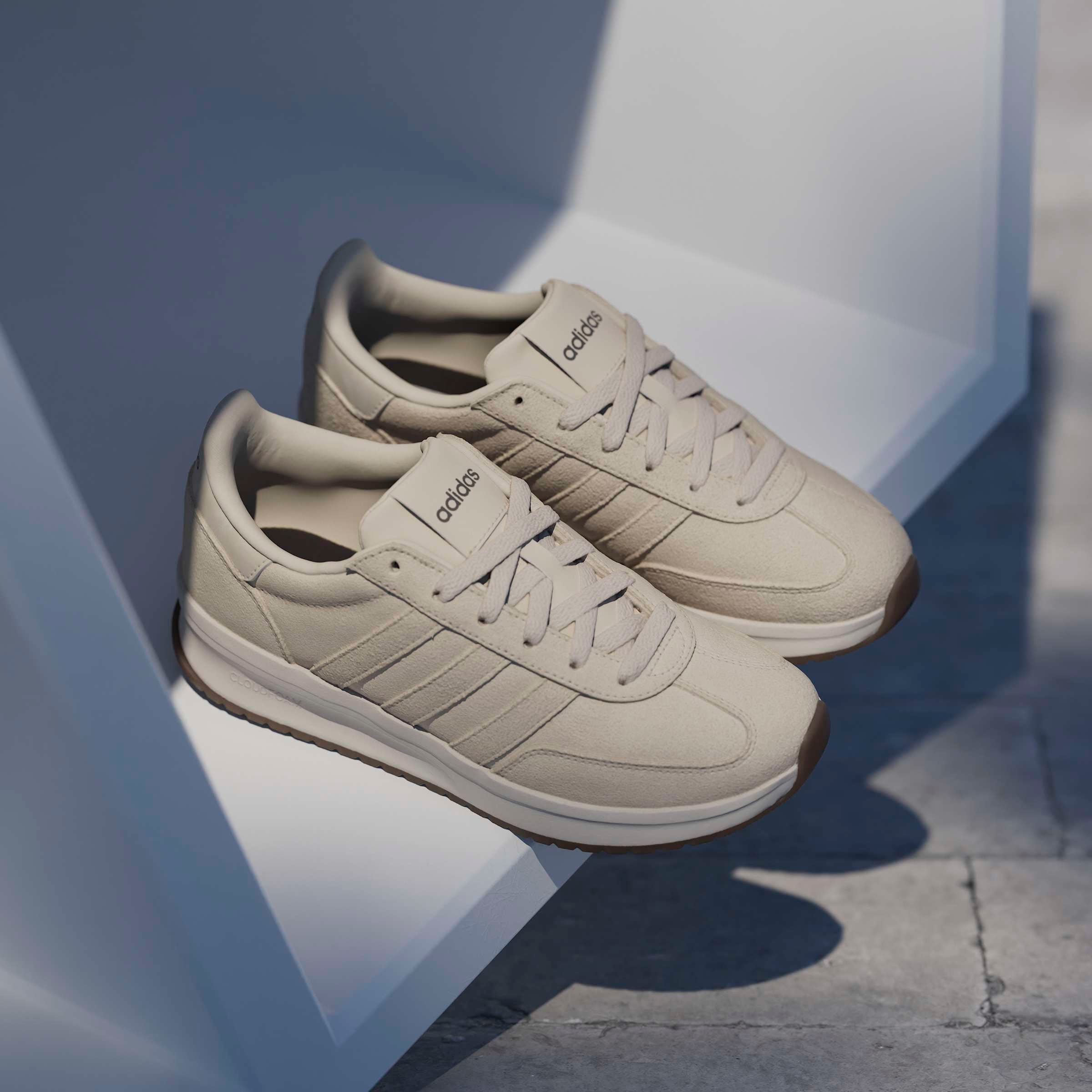 adidas Sportswear Sneaker »RUN 70S 2.0«  inspiriert vom Design des SL72