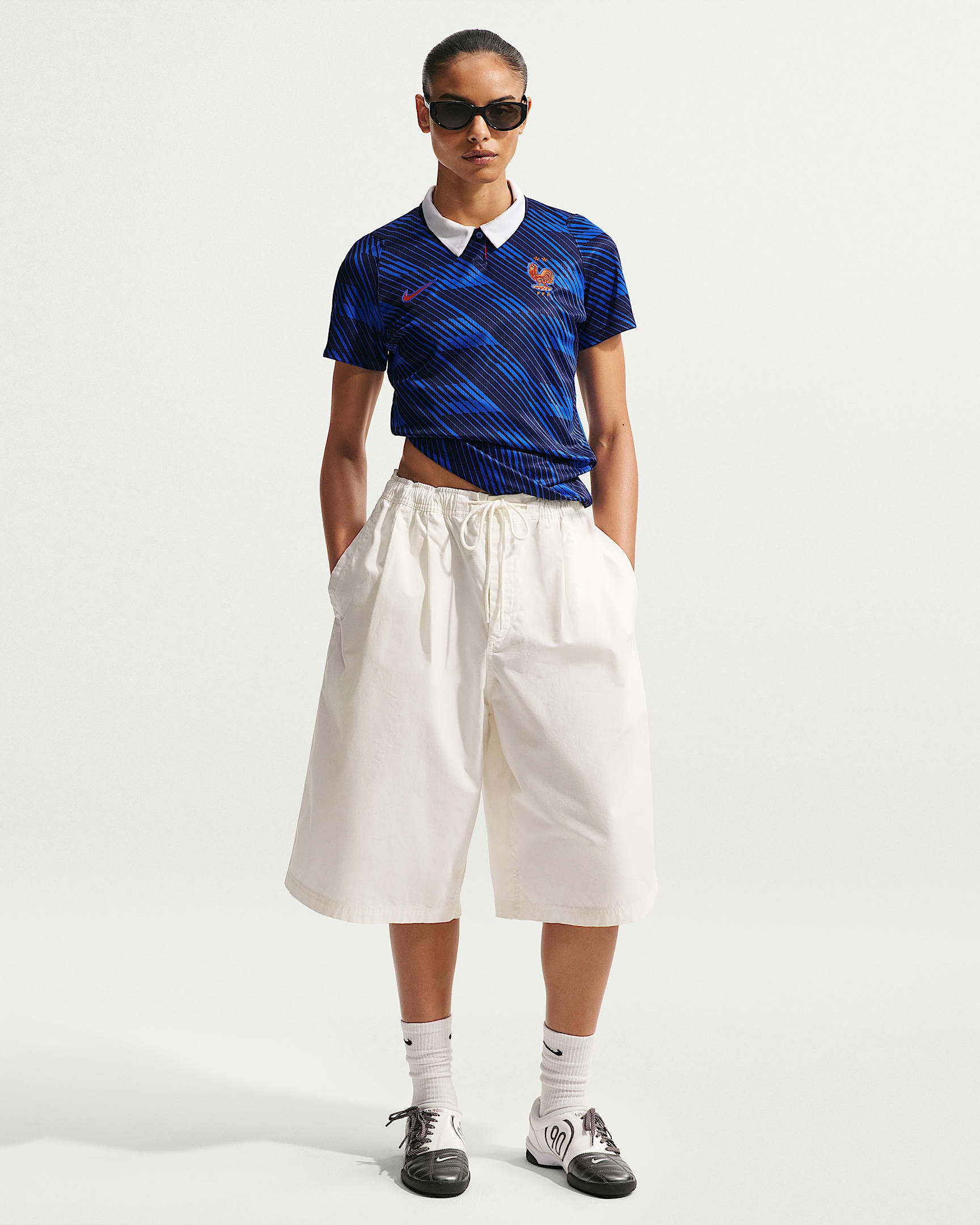 Nike Fußballtrikot »Frankreich 2026 Heim Replika-Fußballtrikot (Damen)« mit Dri-FIT-Technologie, atmungsaktiv, leichtes Material