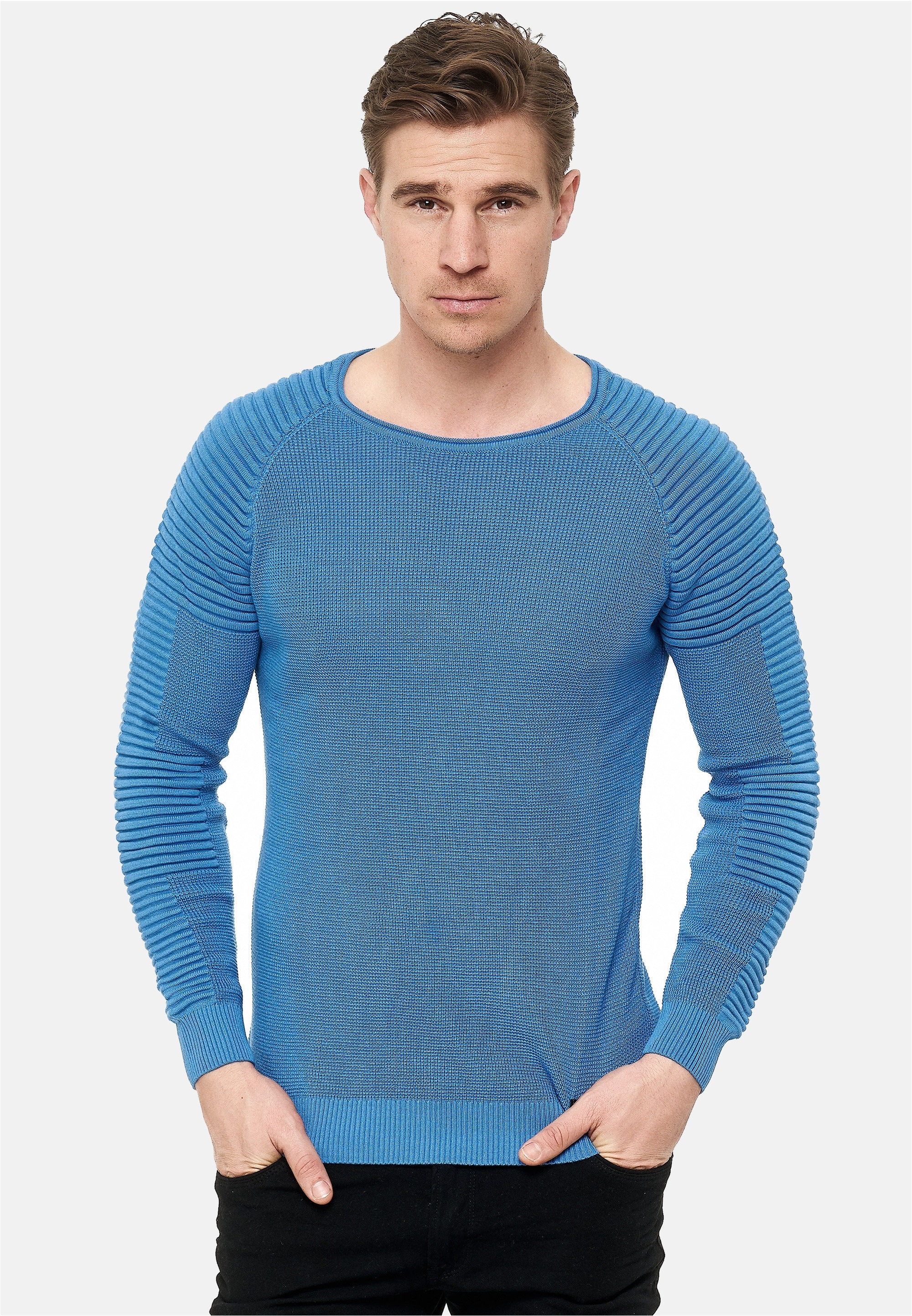 Rusty Neal Strickpullover mit modernem Rundhalsausschnitt