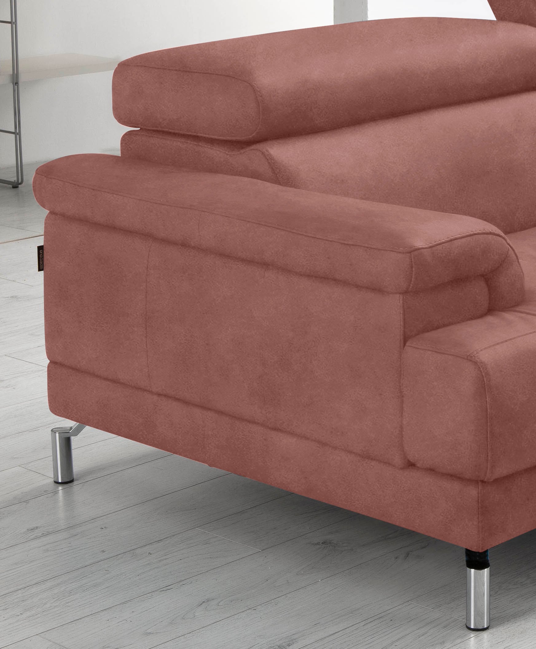 Egoitaliano 2,5-Sitzer »Soul, Design und Sitzkomfort auf hohem Niveau, tolle Details«, inkl. Kopfteilverstellung für noch mehr Komfort, Designfuß