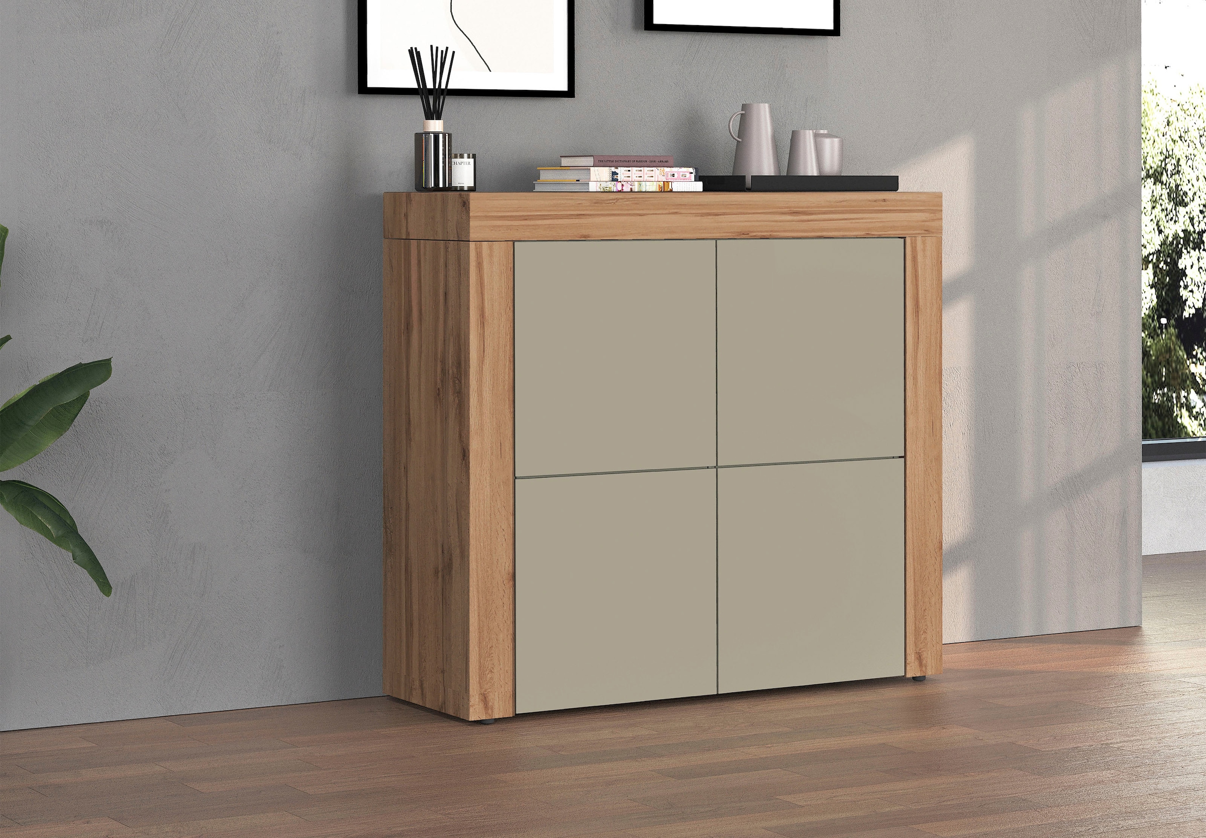 OTTO home Highboard »CHRONOS Breite 140 cm mit 4 Türen und 8 Fächer 'Made in Italy'« 1 Stk. tlg. Hohes Sideboard, Kommode, Schrank, Grifflos mit Push to Open