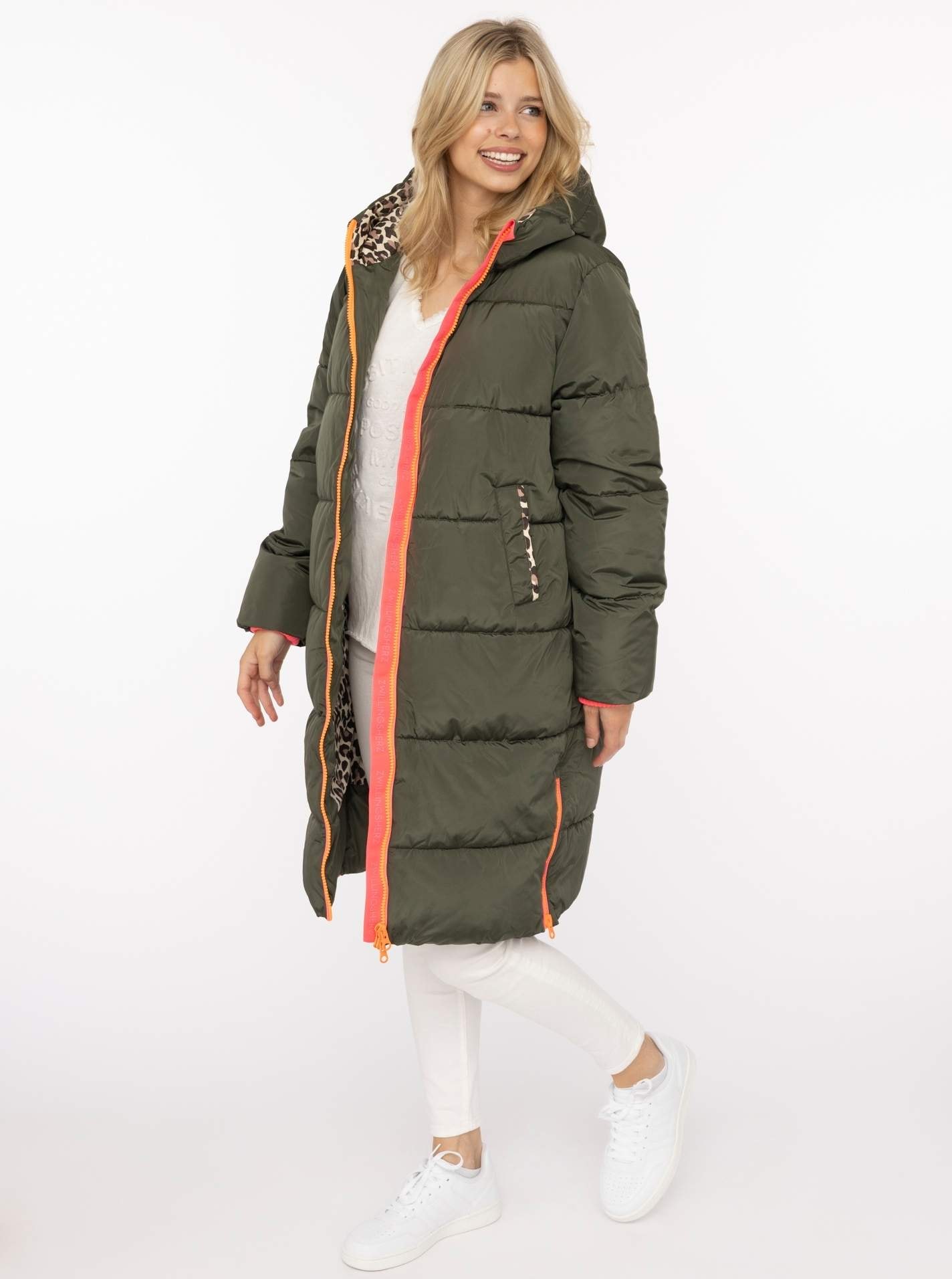 Zwillingsherz Steppmantel »„Leo Kapuze“« Kapuze mit  Leofutter, Reißverschluss, Taschen, elastische Bündchen