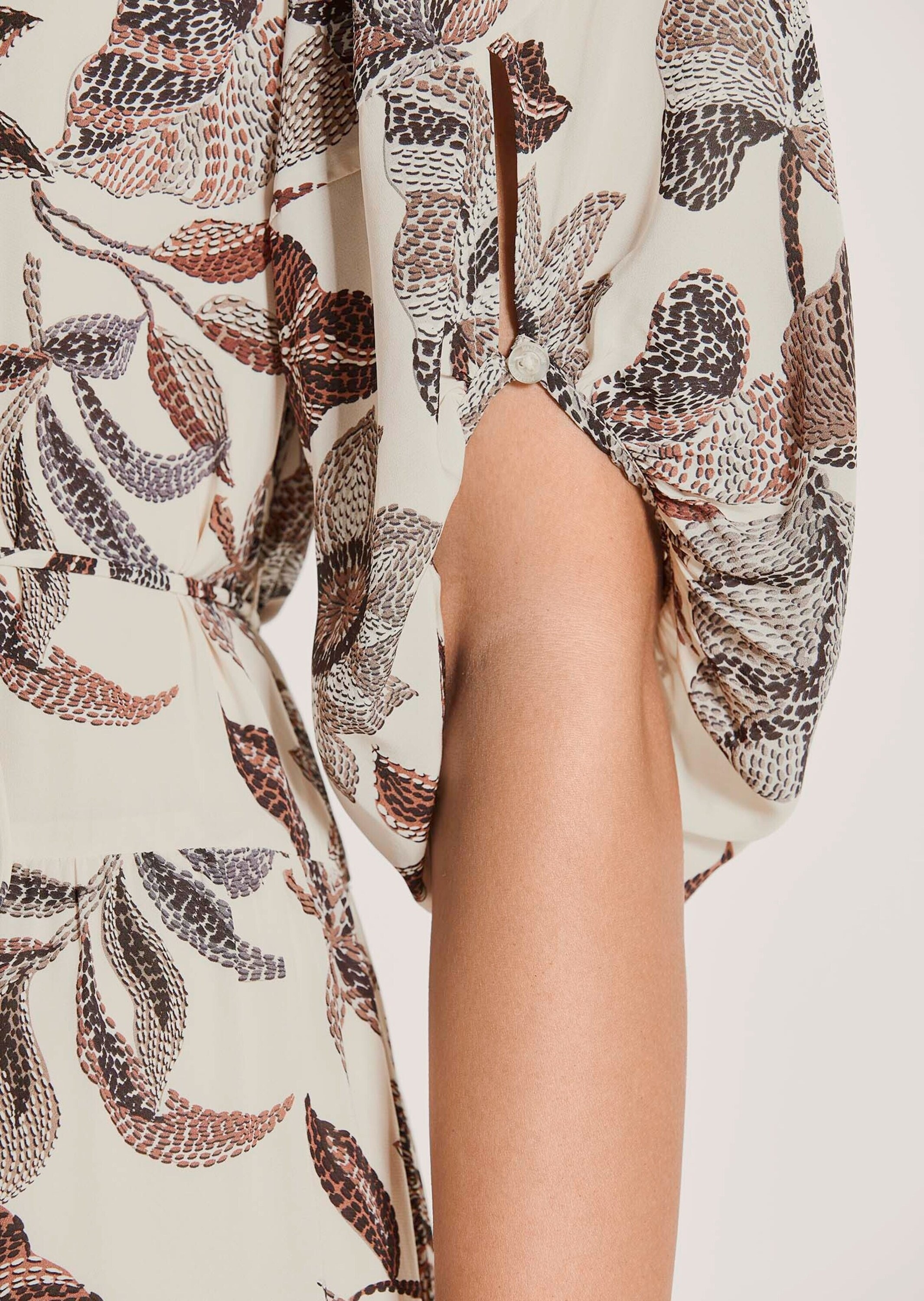 MADELEINE Midikleid »Druckkleid Viskosekleid mit floralem Design« Gestufter Rock