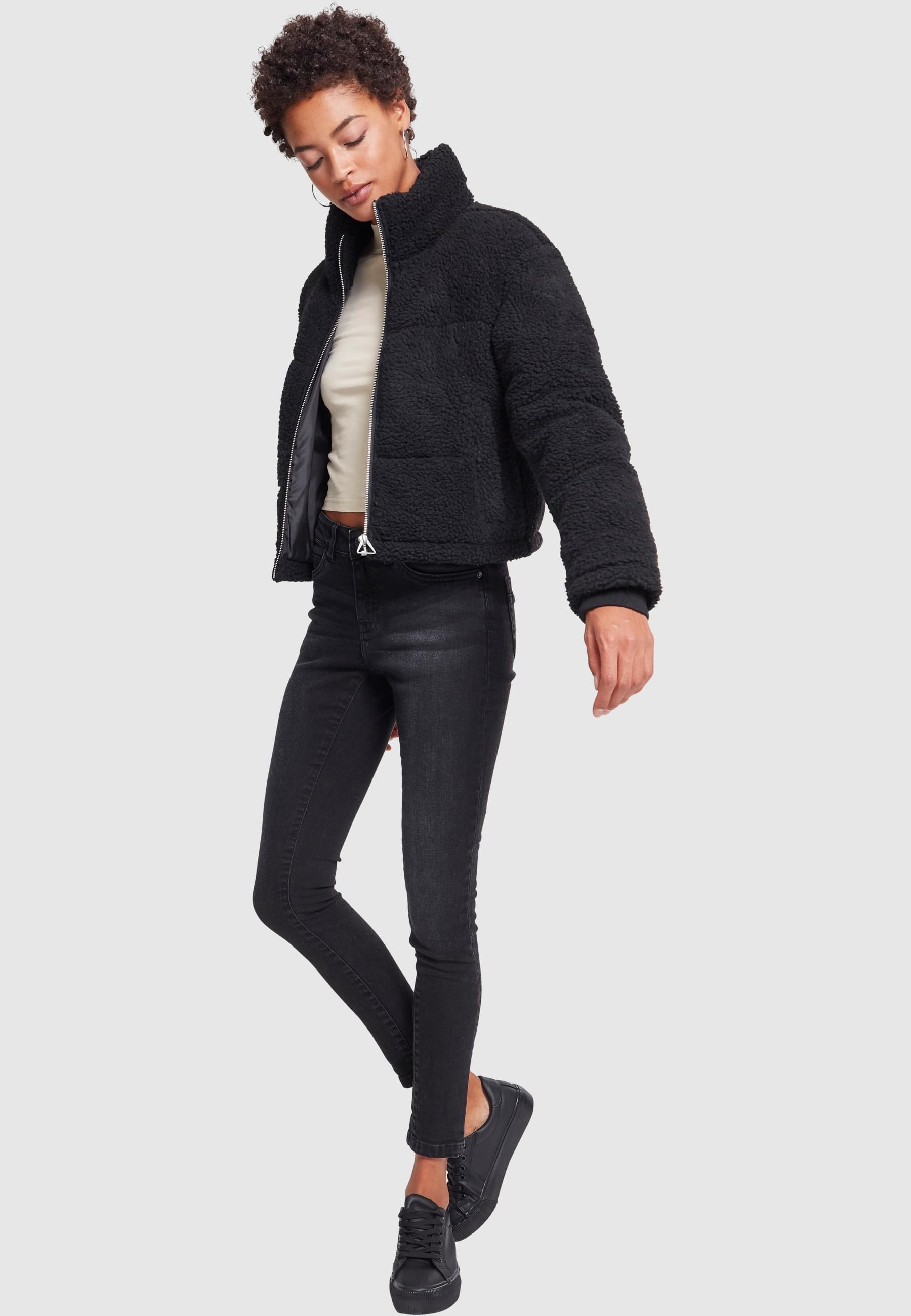 URBAN CLASSICS Winterjacke »Urban Classics Damen Ladies Boxy Sherpa Puffer Jacket«, (1 St.), ohne Kapuze