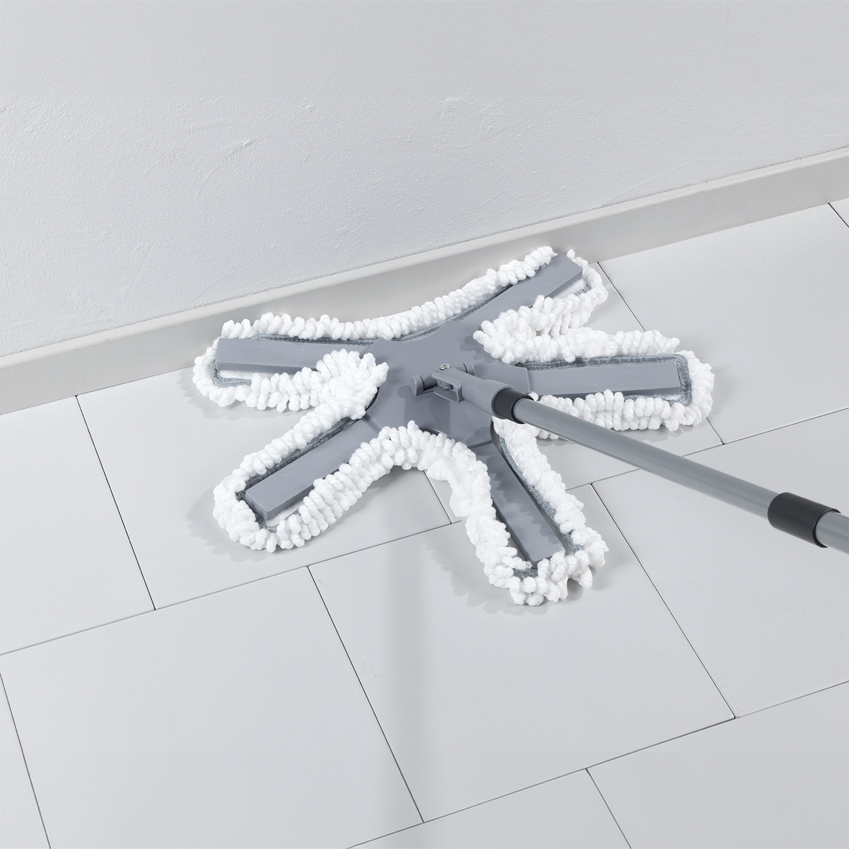 Maximex Bodenwischer-Set »Modell Oktopus mit Teleskopstiel«, (Set, 4 St.), 360° Duo-Knickgelenk, Mikrofaser-Bezug, reinigt nur mit Wasser