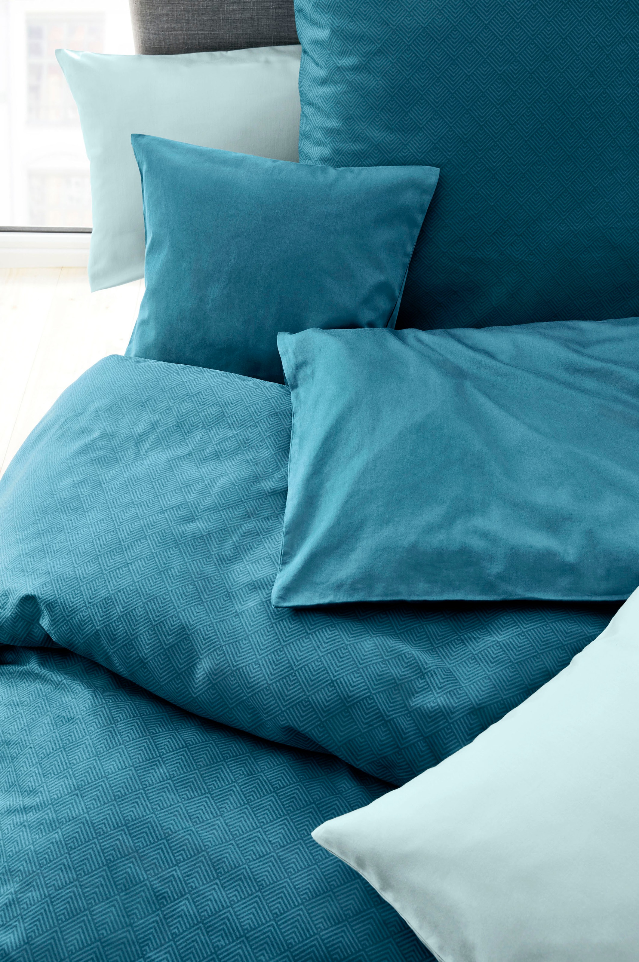 Thumbnail - Primera Bettwäsche "Faúxuni" 3 Stk. mit grafischen kleinen Mustern