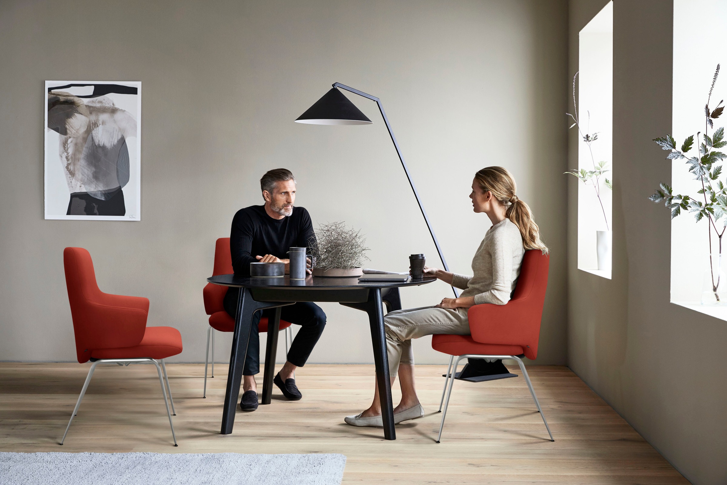 Stressless® Polsterstuhl »Laurel«, Microfaser DINAMICA, Low Back mit Armlehne, Größe L, mit Beinen aus Stahl in Chrom glänzend