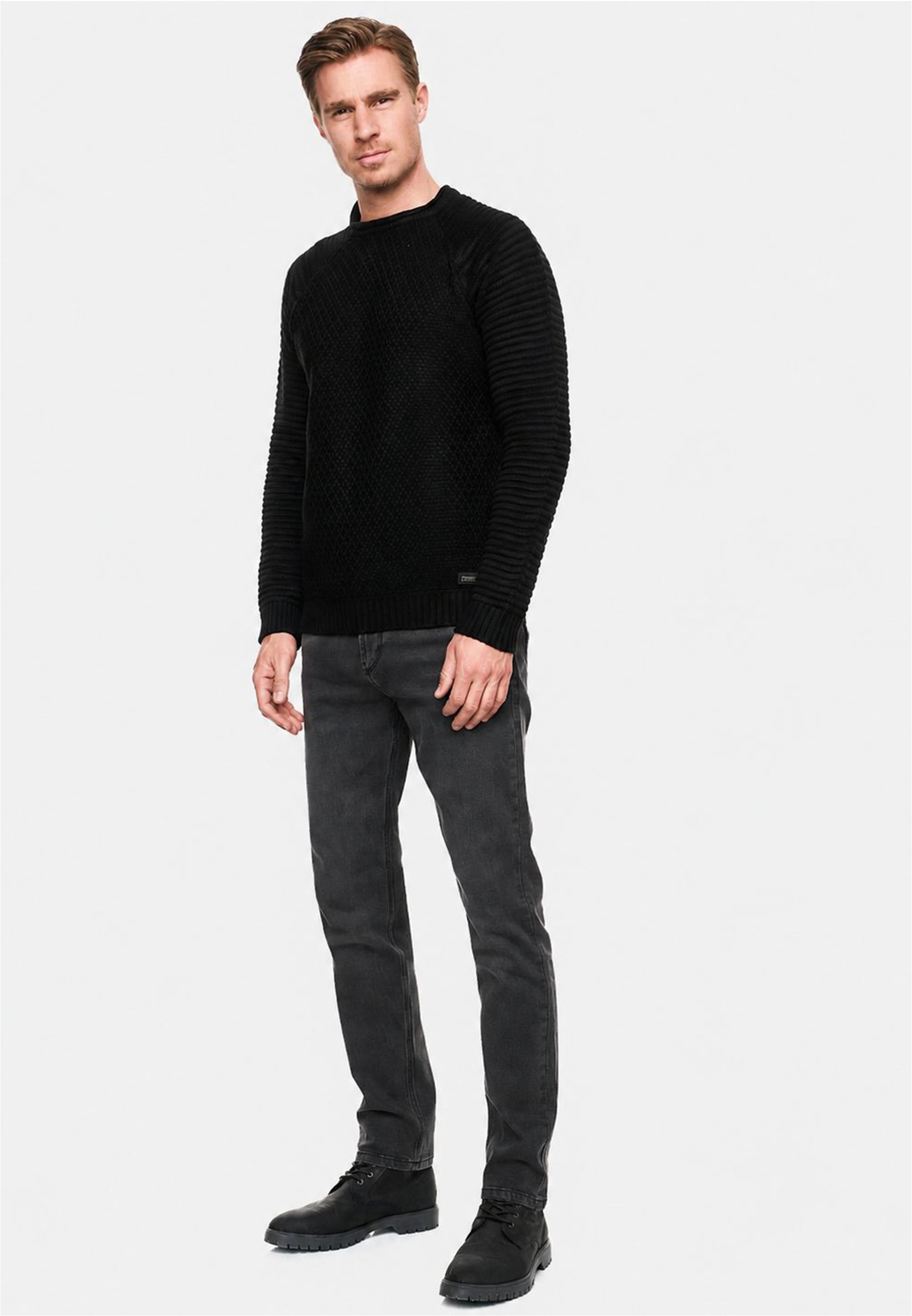 Rusty Neal Slim-fit-Jeans »MELVIN« im Slim Fit-Schnitt