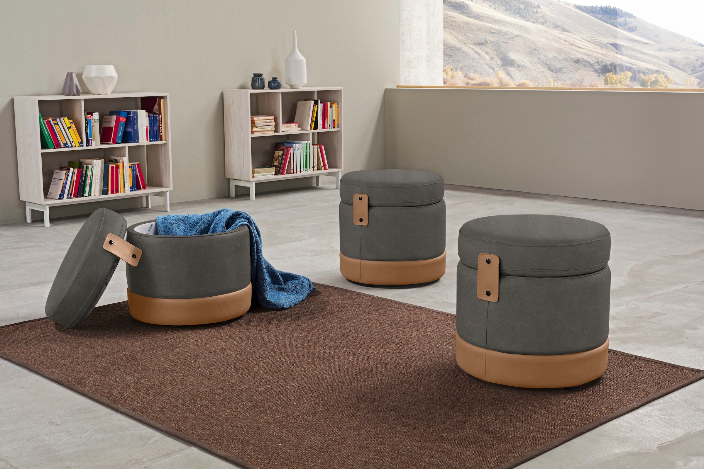 Egoitaliano Hocker "Tonder, Designhocker als Blickfang mit tollen Details, B/T 50/50cm" inkl. praktischem Stauraum als funktionale Stauraummöglichkeit