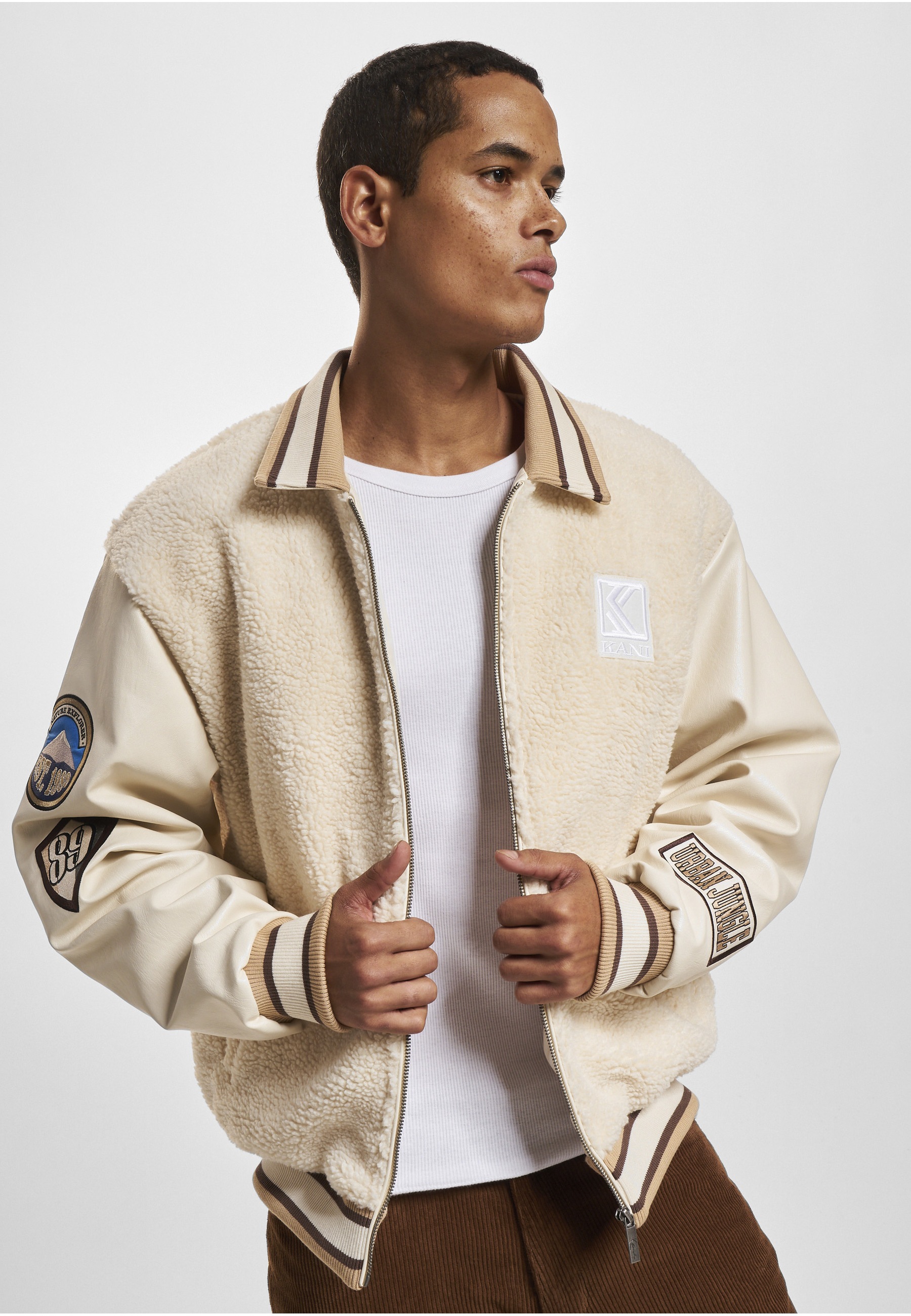 Karl Kani Collegejacke »Karl Kani Herren KM234-009-1 KK OG Teddy College Jacket« 1 Stk. tlg. ohne Kapuze