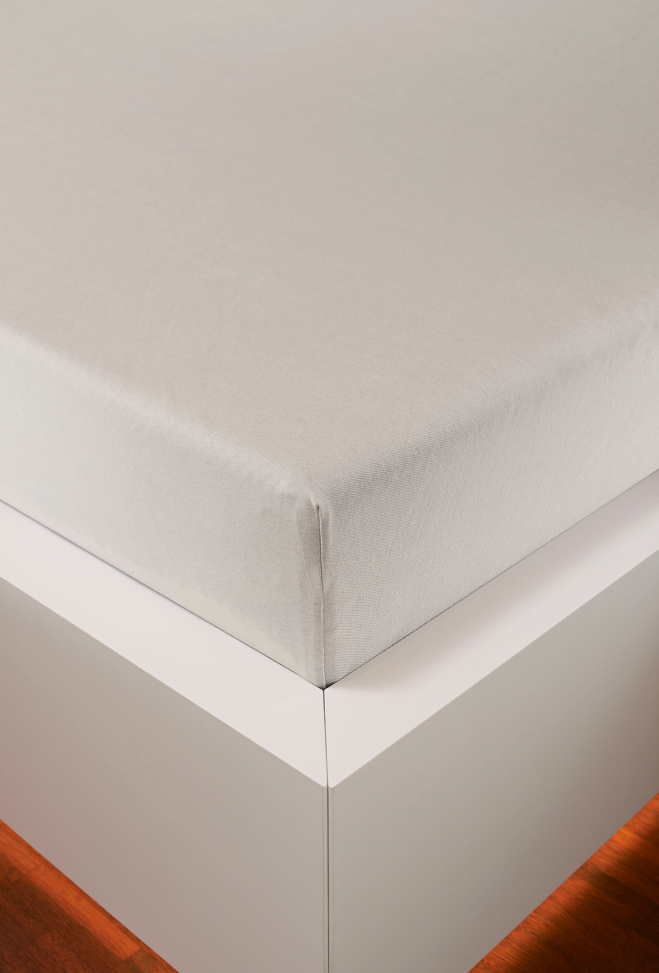 bellana Spannbettlaken »Zwirn-Elasthan deluxe in Gr. 90x200, 140x200 oder 180x200 cm«, aus Baumwolle, für Matratzen bis 35 cm Höhe, Bettlaken, Spannbetttuch