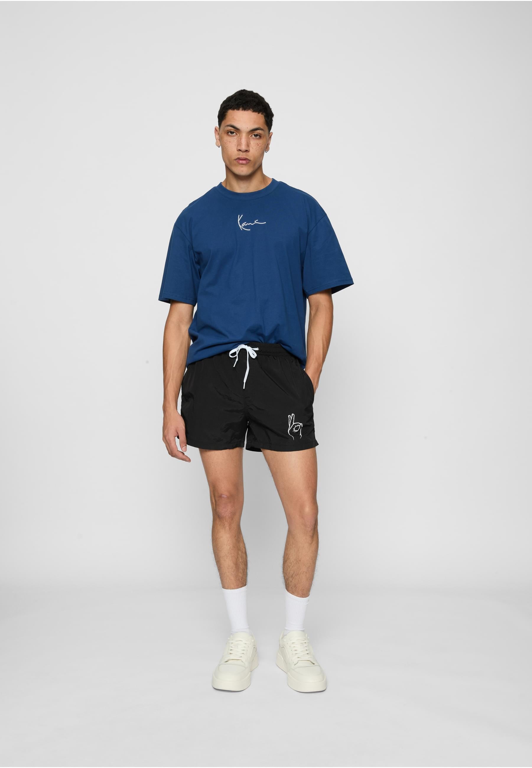 MisterTee Badeshorts »MisterTee Herren Easy Sign Swim Shorts«