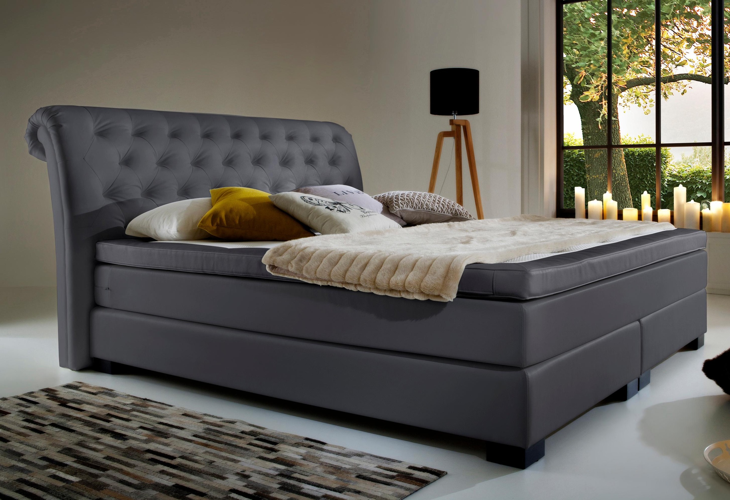 Leonique Boxspringbett Molly, inklusive Topper, aus Kunstleder, Kopfteil im Chesterfield-Look