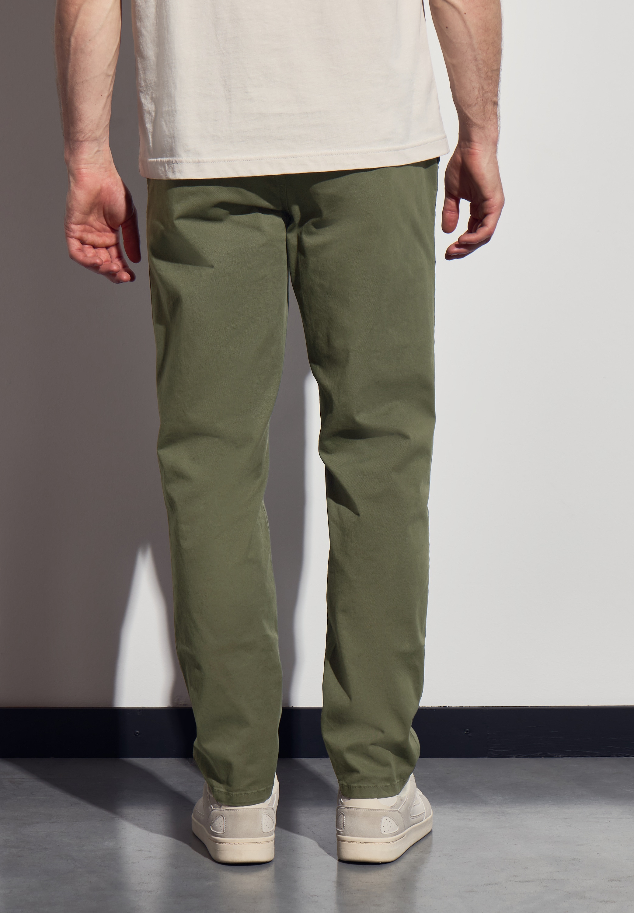 STREET ONE MEN Chinohose, aus Baumwolle mit Stretchanteil