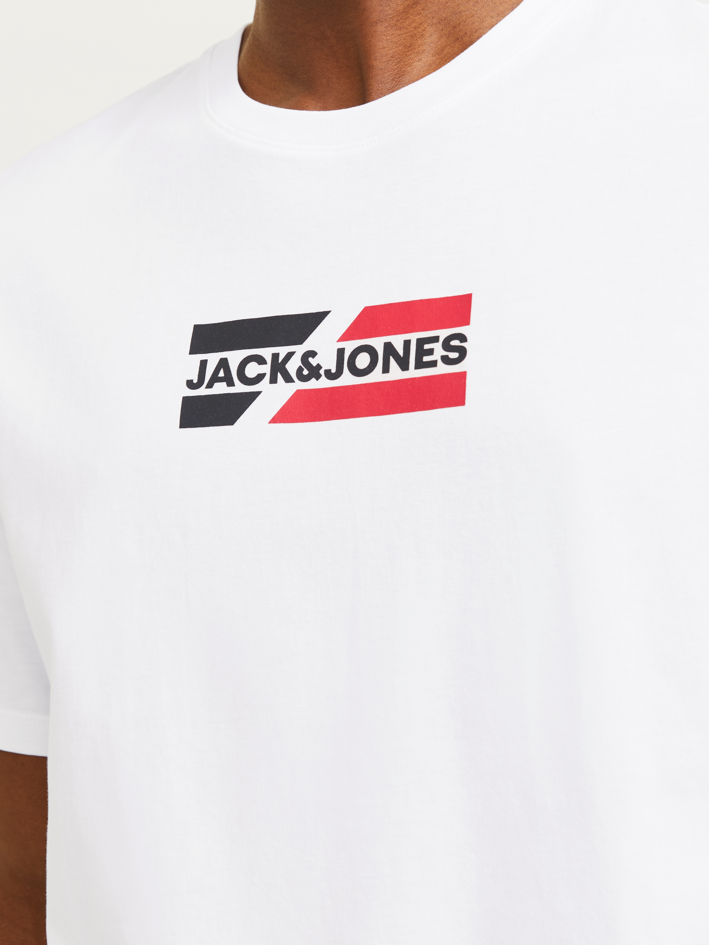 Jack & Jones Rundhalsshirt »JJECORP GRAPHIC TEE SS O-NECK NOOS«, mit Logo Print