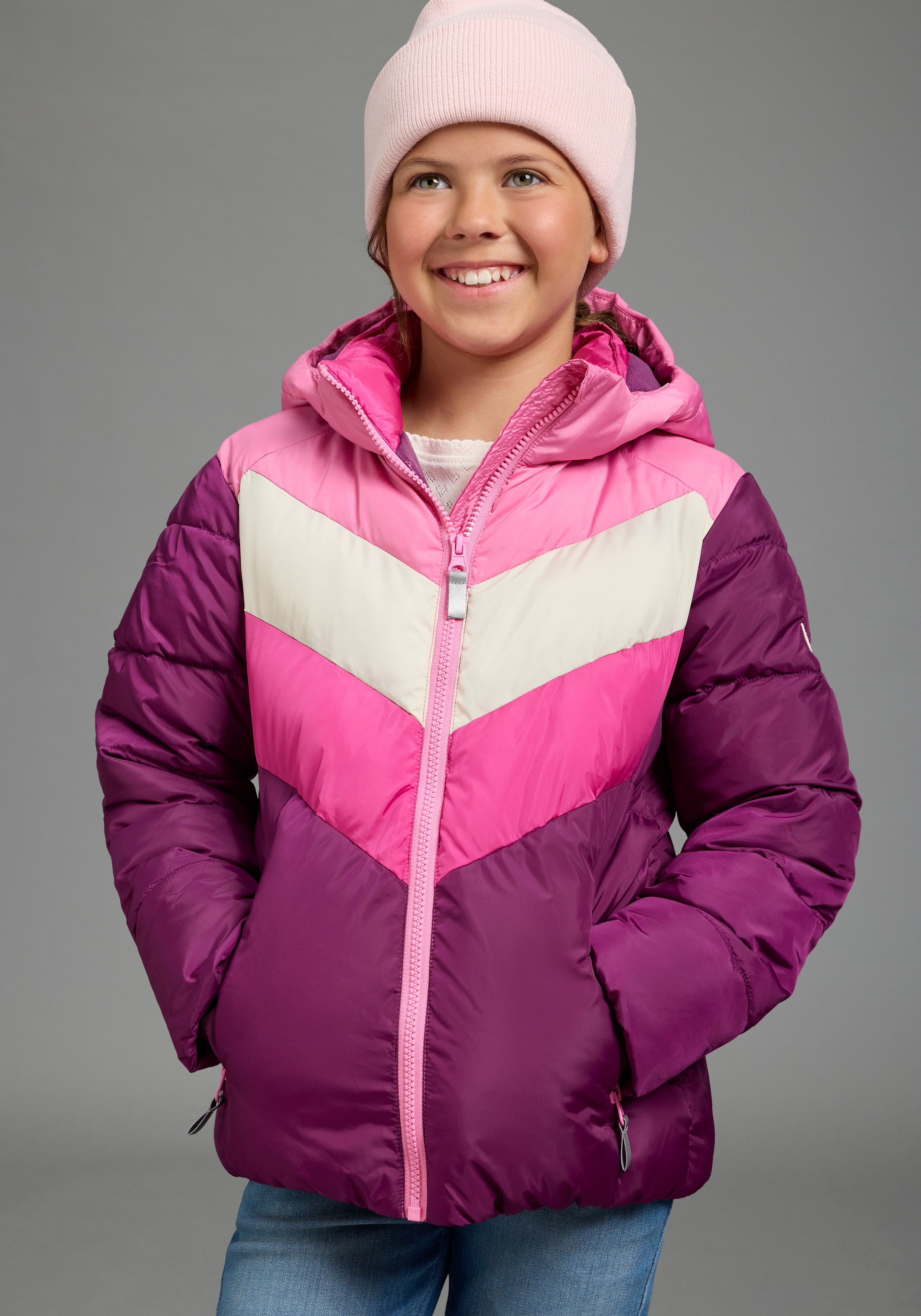 Scout Winterjacke "Gesteppte Jacke, Colorblocking - NEU von SCOUT" mit Kapuze Warme Steppjacke mit Kontrasteinsätzen, Fleecefutter