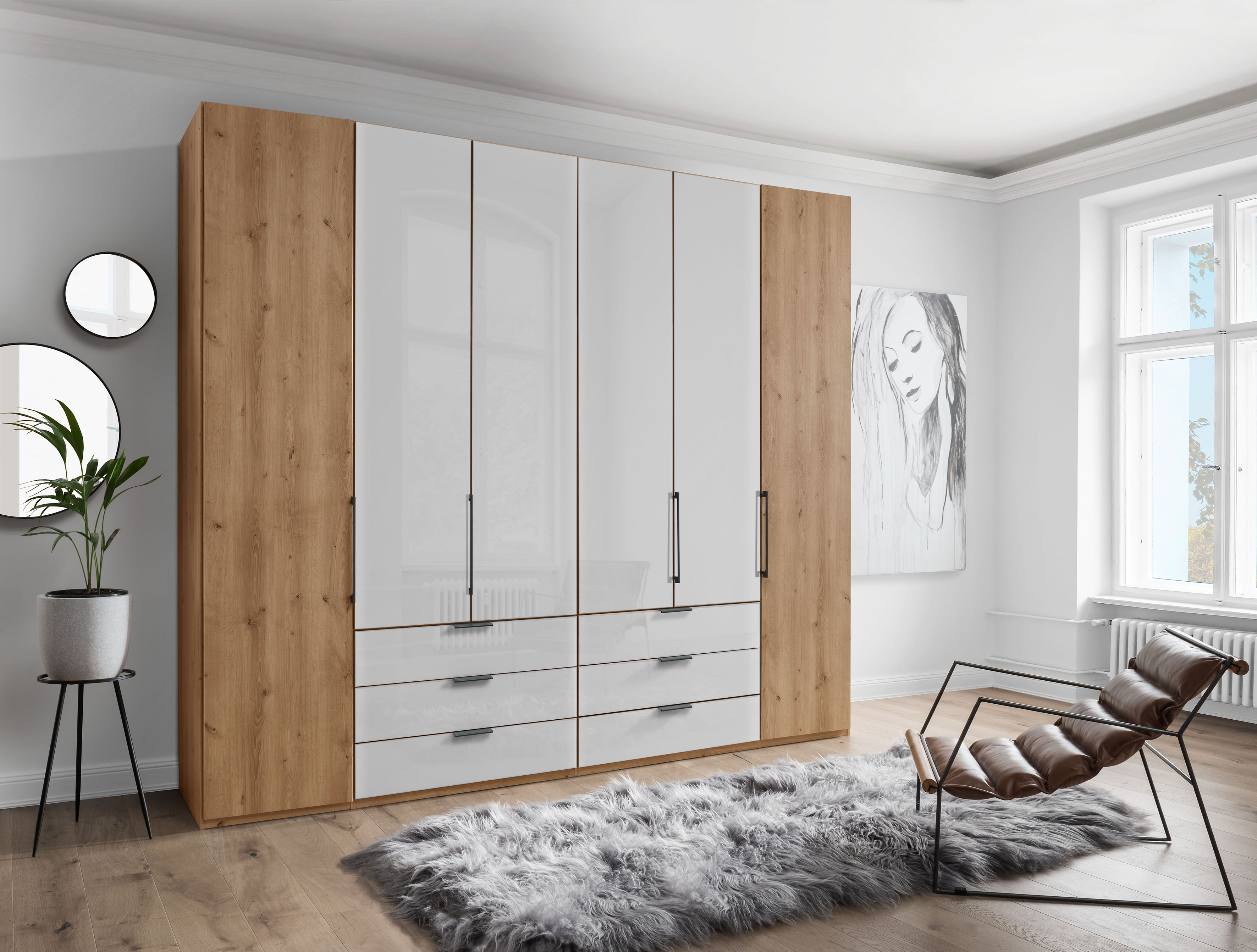 WIEMANN Kleiderschrank "Monaco" mit Teil-Glasfront sowie hochwertige Beschläge inkl. Dämpfung
