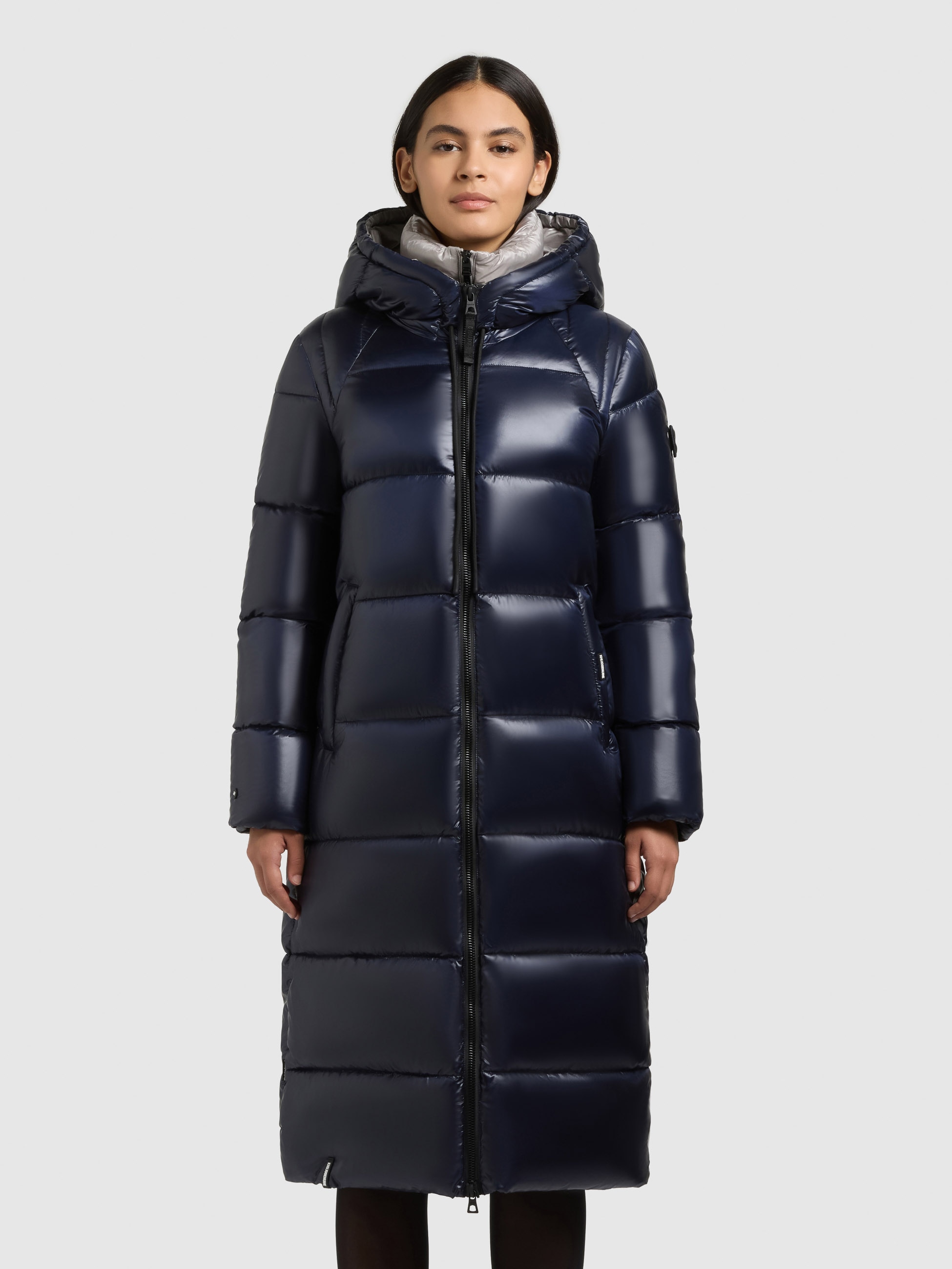 khujo Steppmantel »NASHI« aus Nylon und Polyester, knielanger Schnitt, mit 2-Wege-Reißverschluss