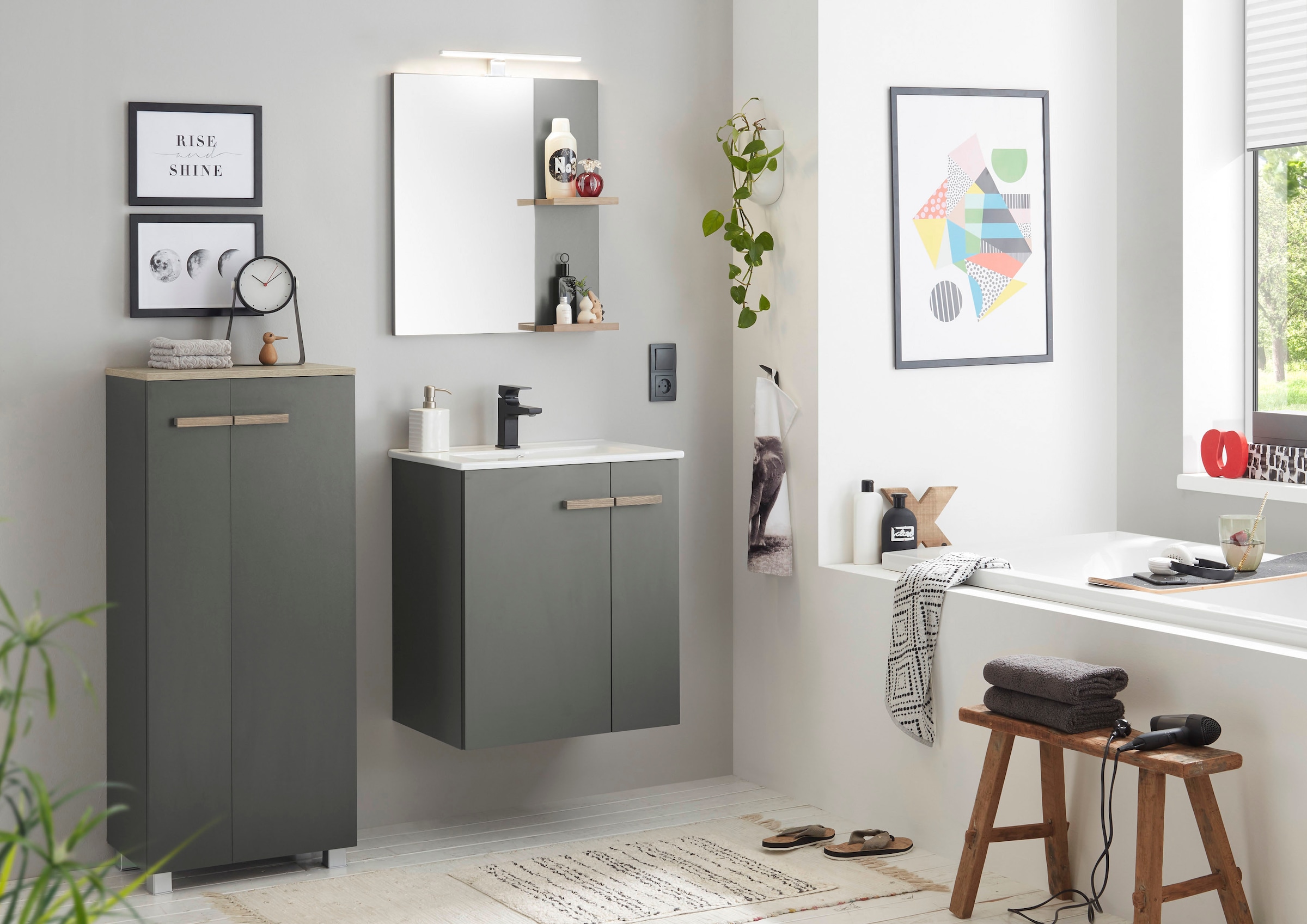 Places of Style Badmöbel-Set »SOLiD, Badmöbel-Set, Bad im modernen Design, 3-teiliges Badezimmer«, (3 St.), Waschtisch mit Waschbecken, Midischrank, Breite 130 cm