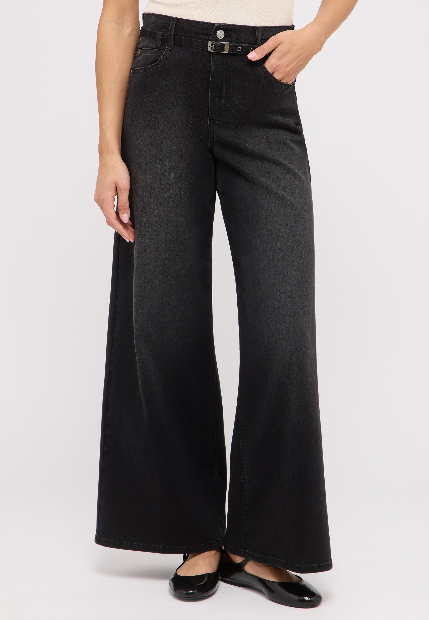 ANGELS Relax-fit-Jeans "LIVA BELT", mit sehr weitem Bein und Gürtel günstig online kaufen