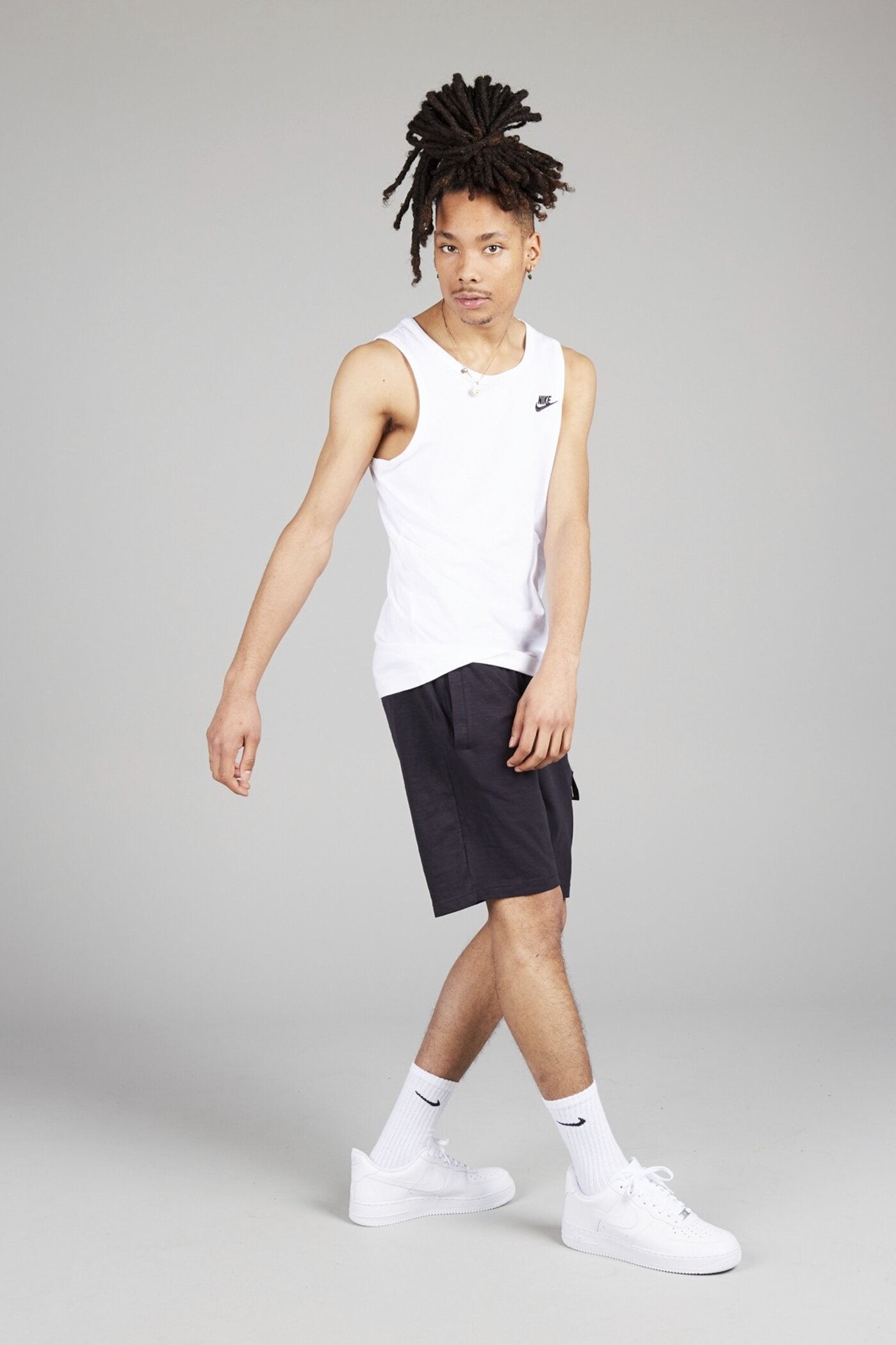Nike Sportswear Tanktop »Men's Tank« ärmelloses Design, sportlicher Stil, Rundhalsausschnitt
