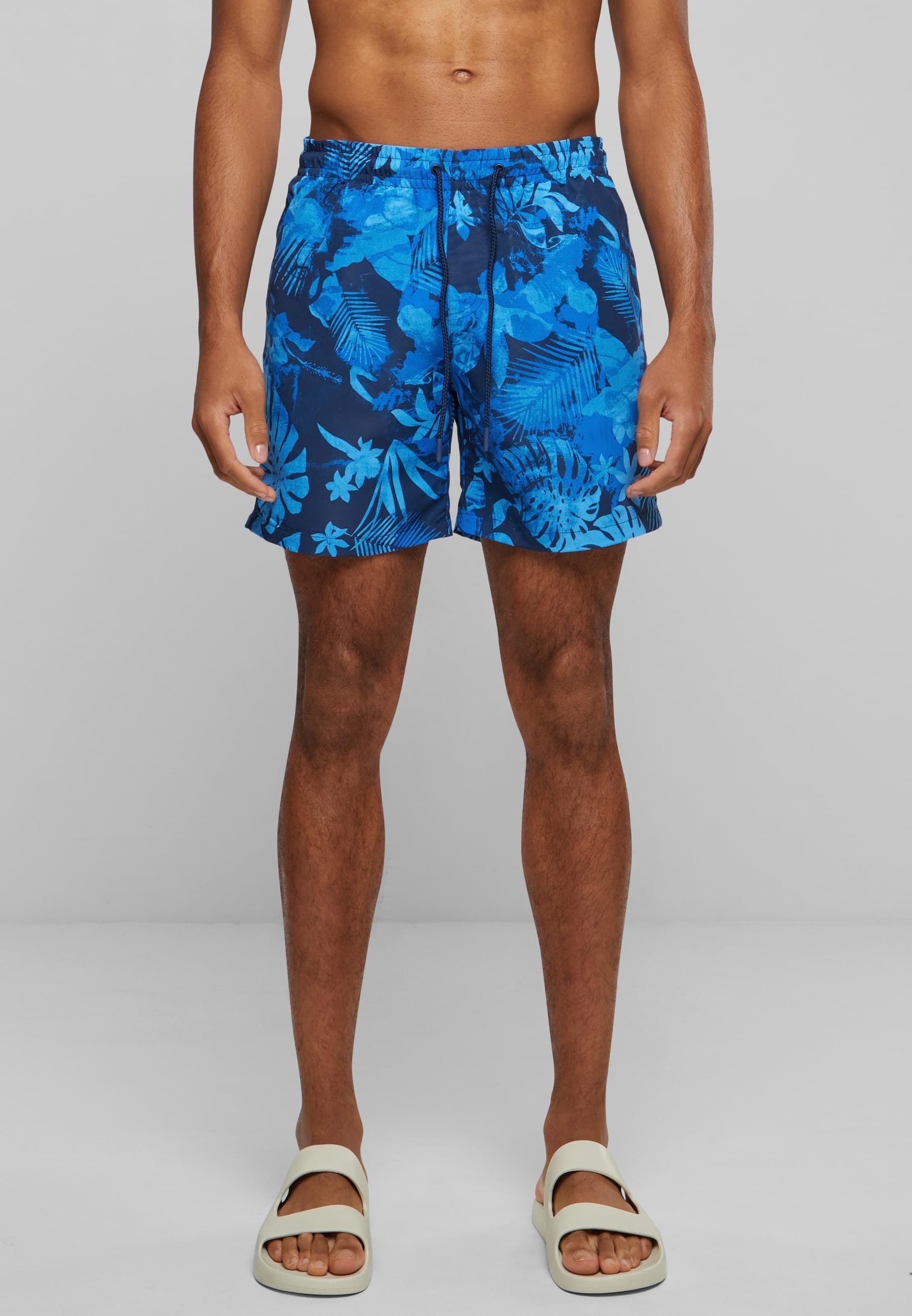 URBAN CLASSICS Badeshorts »Urban Classics Herren Pattern Swim Shorts«