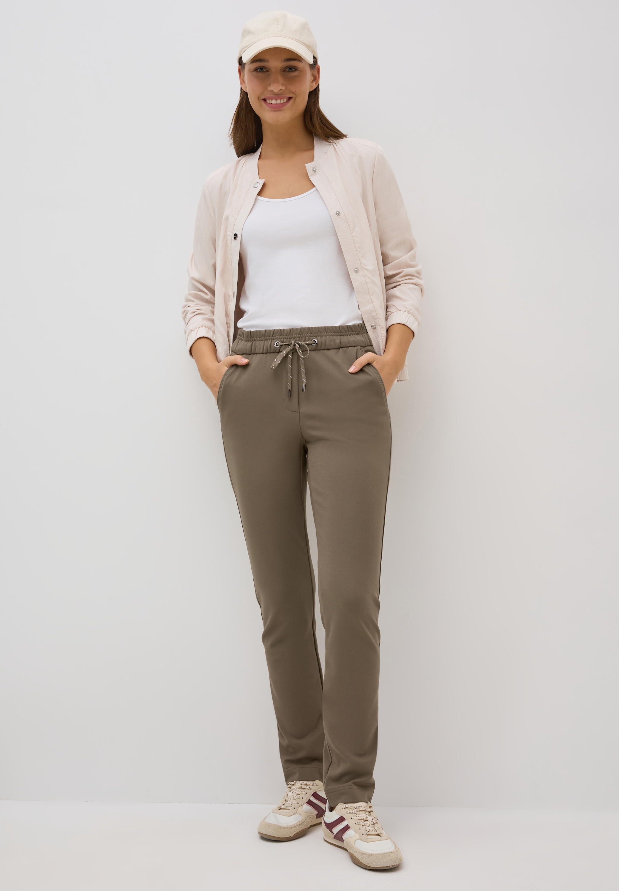 Cecil Jogger Pants, Middle Waist