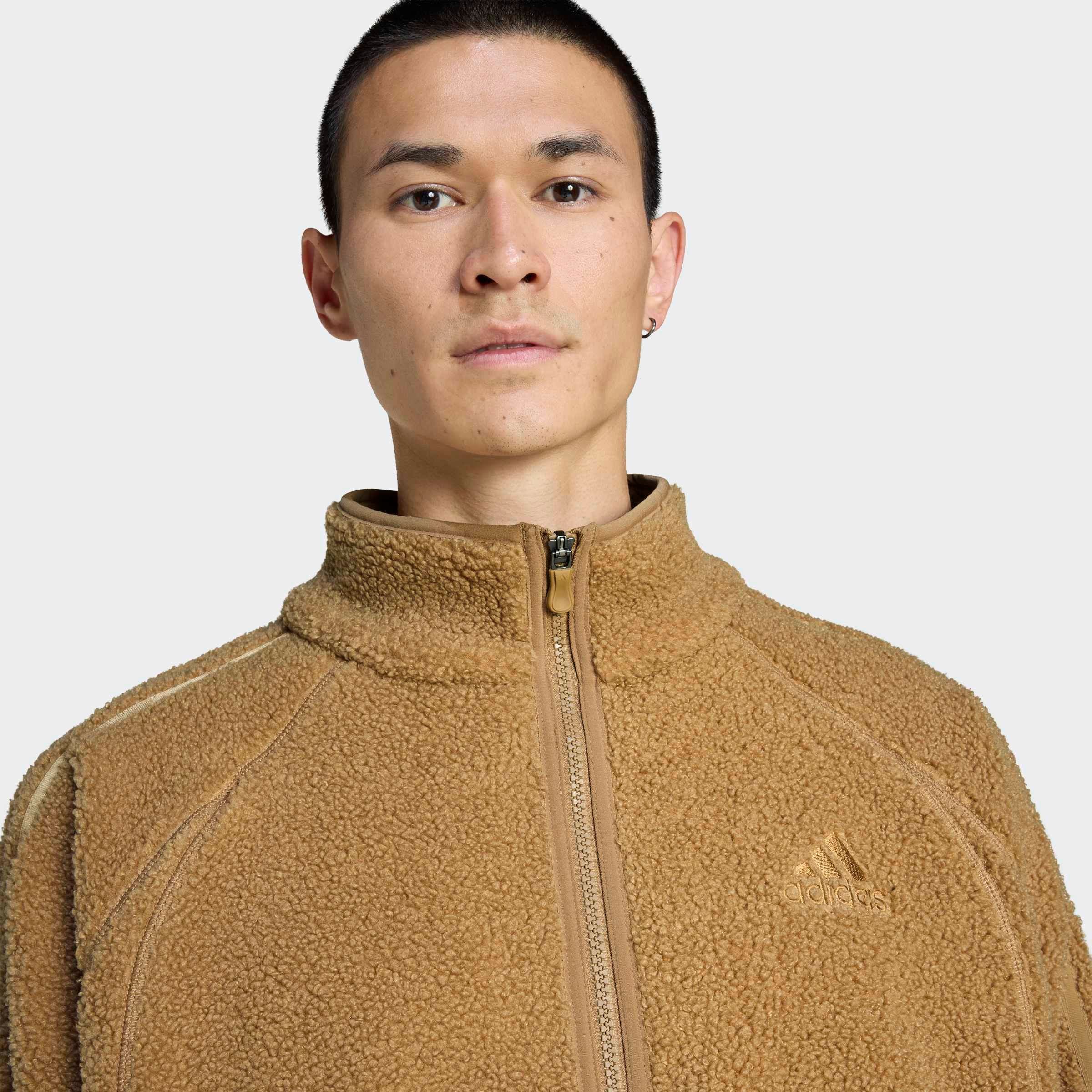 adidas Originals Trainingsjacke »BORG FLEECE TEAMGEIST« Fleecejacke für Erwachsene, lockere Passform, mit Stehkragen