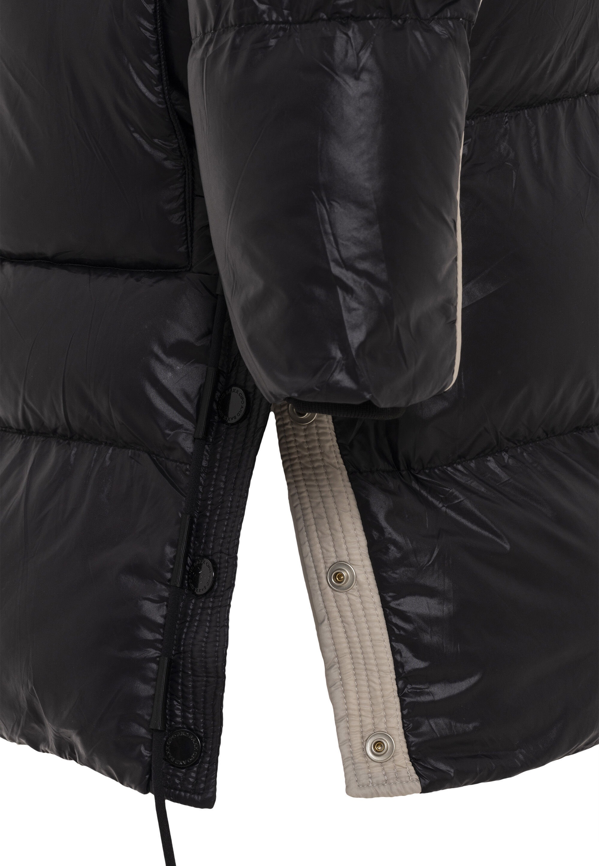 Cipo & Baxx Winterjacke »Jacke«, mit Kapuze, mit seitlichen Schlitzen