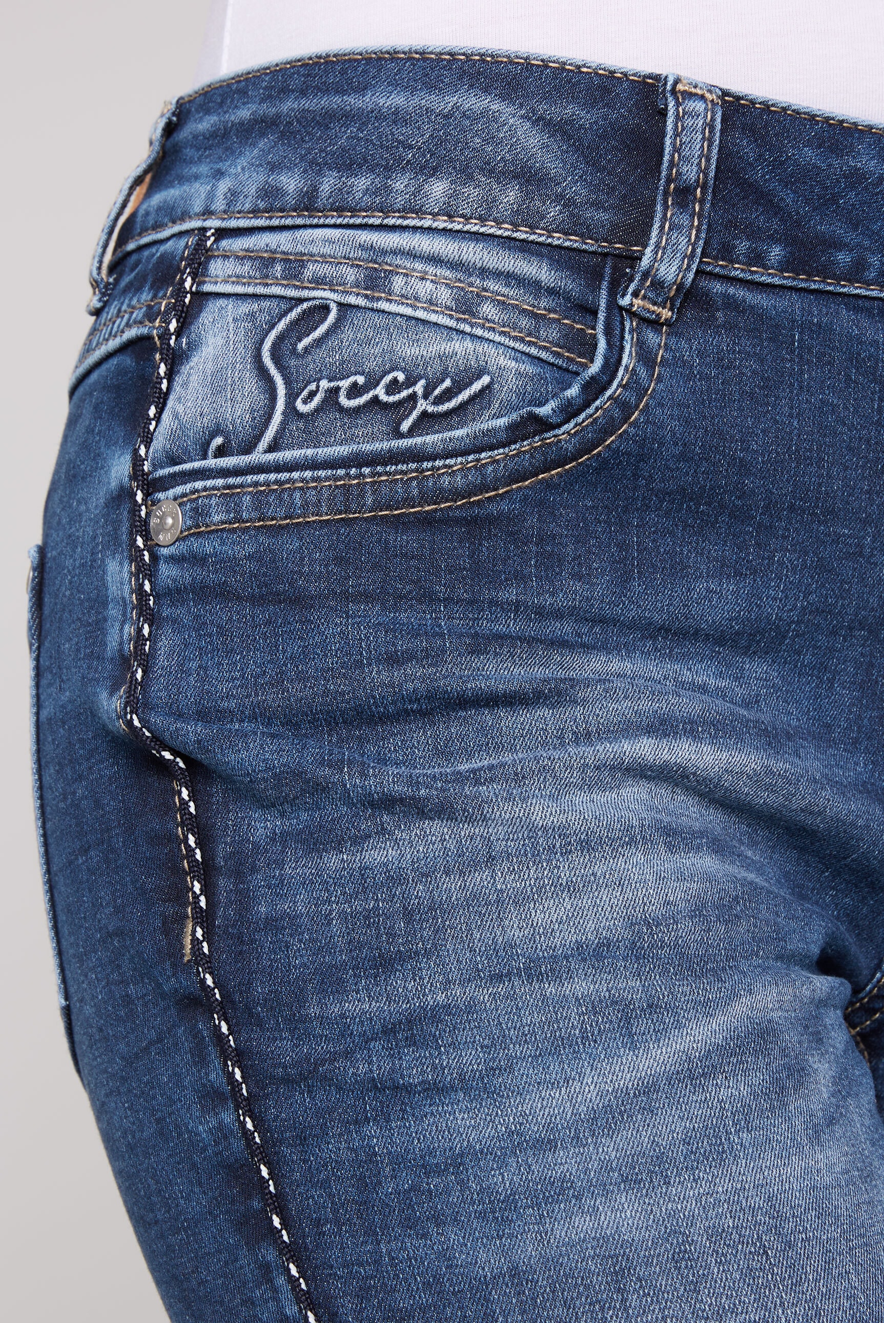 SOCCX Regular-fit-Jeans, mit Vintage-Waschung