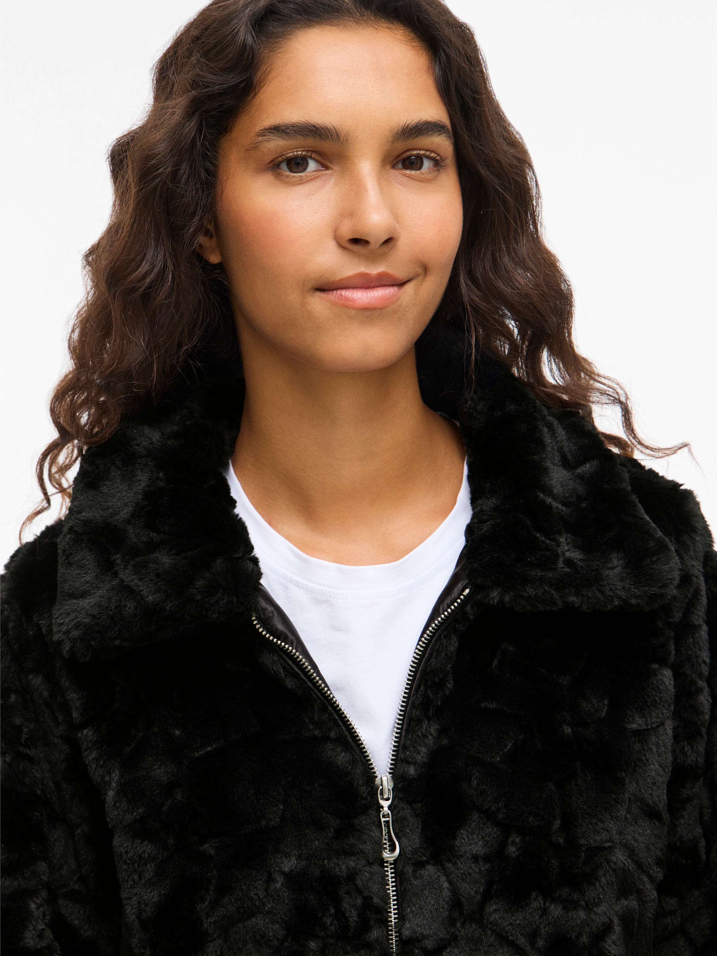 Thumbnail - Vila Fellimitatjacke "VIDORTE L/S JACKET/PB" ohne Kapuze