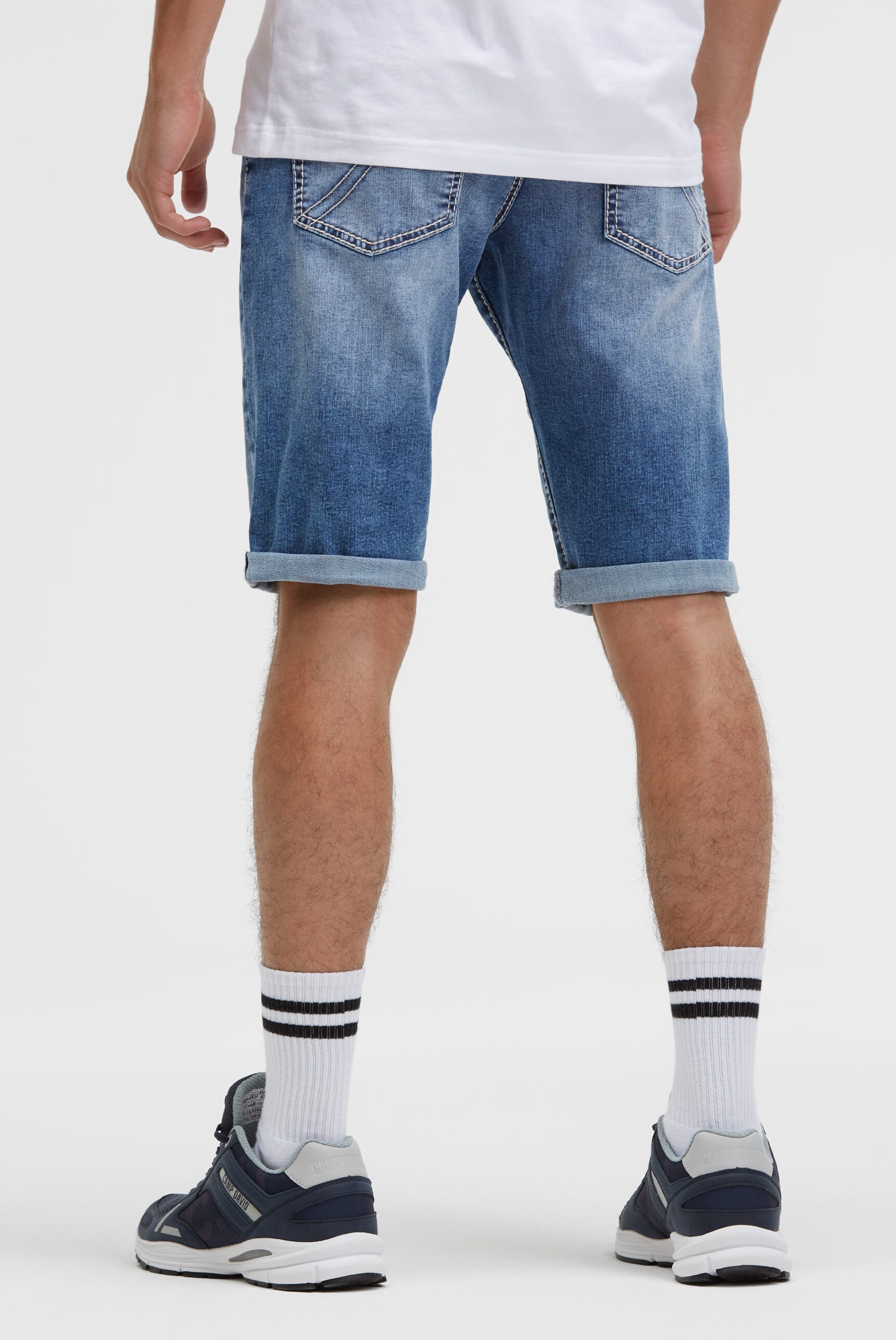 CAMP DAVID Jeansshorts mit breiten Nähten
