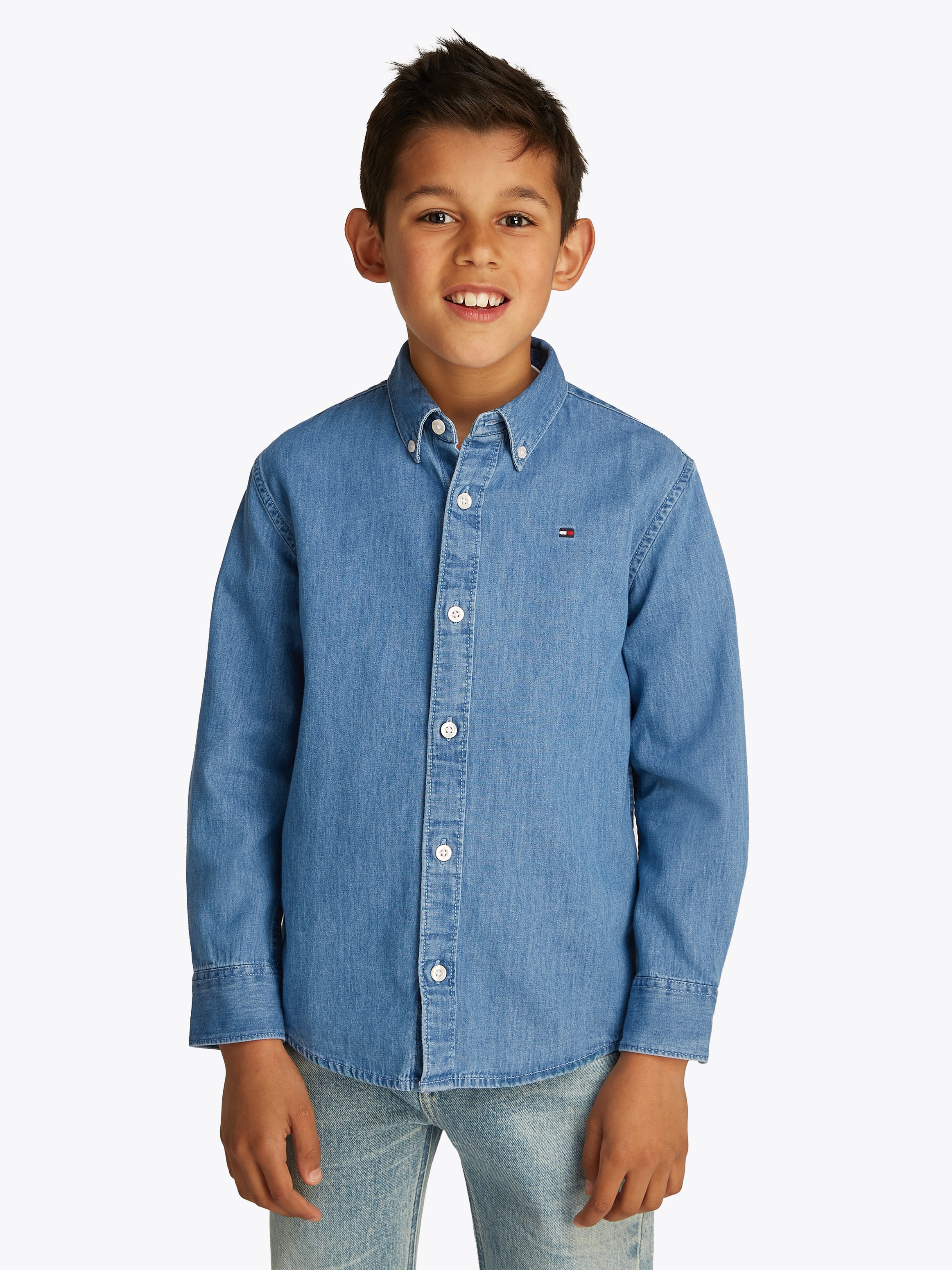 Langarmhemd »DENIM CHAMBRAY SHIRT LS«, in blauer Waschung, mit Logostickerei