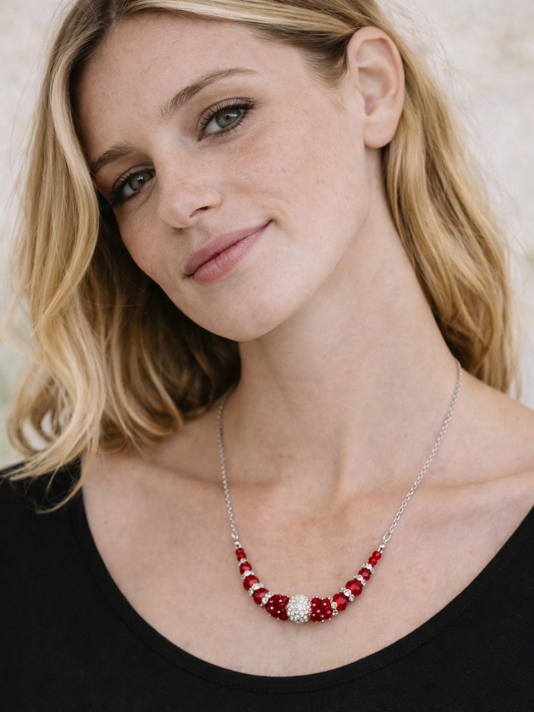 COLLEZIONE ALESSANDRO Kette mit Anhänger »Miriam« mit vielen kleinen Glassteinen